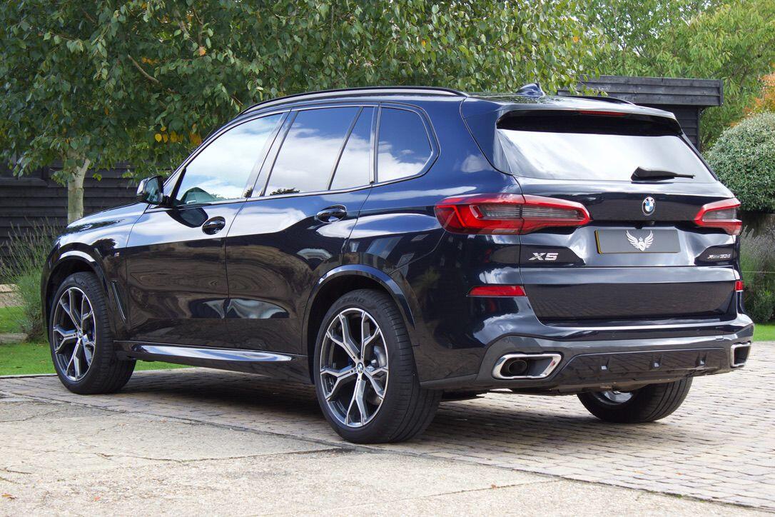 BMW X5 view 6