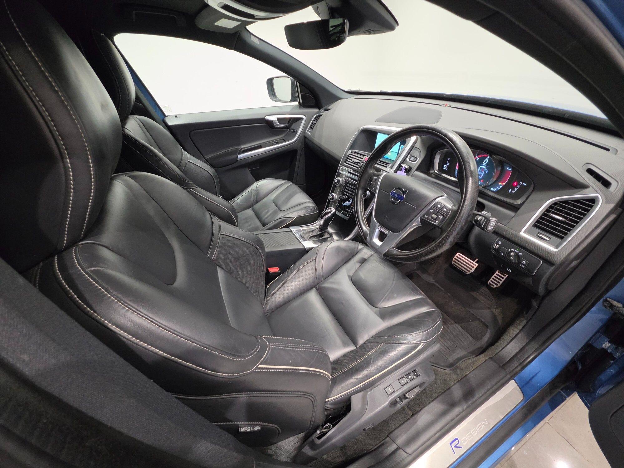 Volvo XC60 view 32