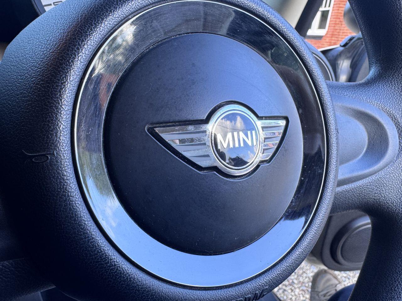MINI Hatch view 17