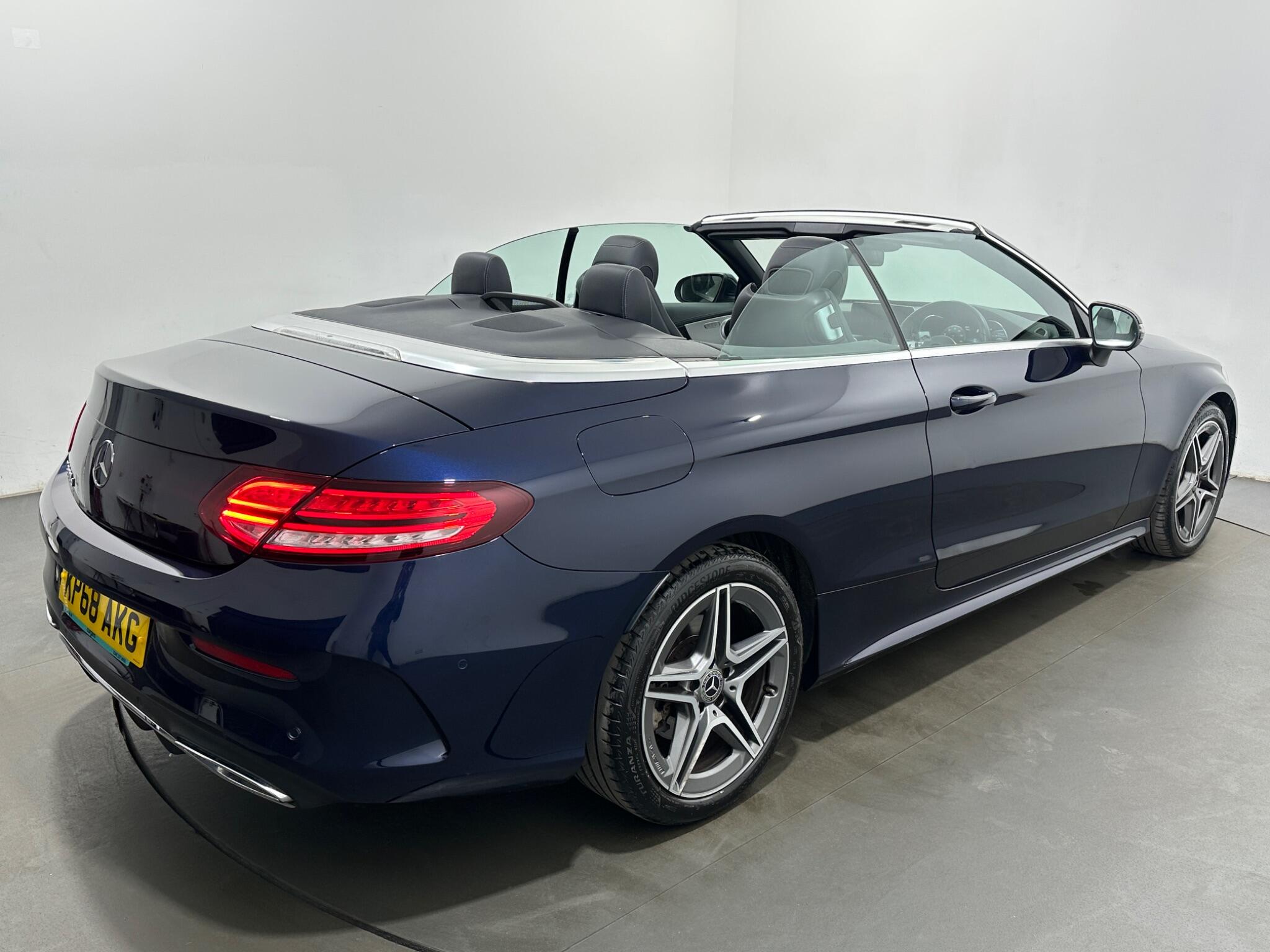 Mercedes-Benz C Class view 48