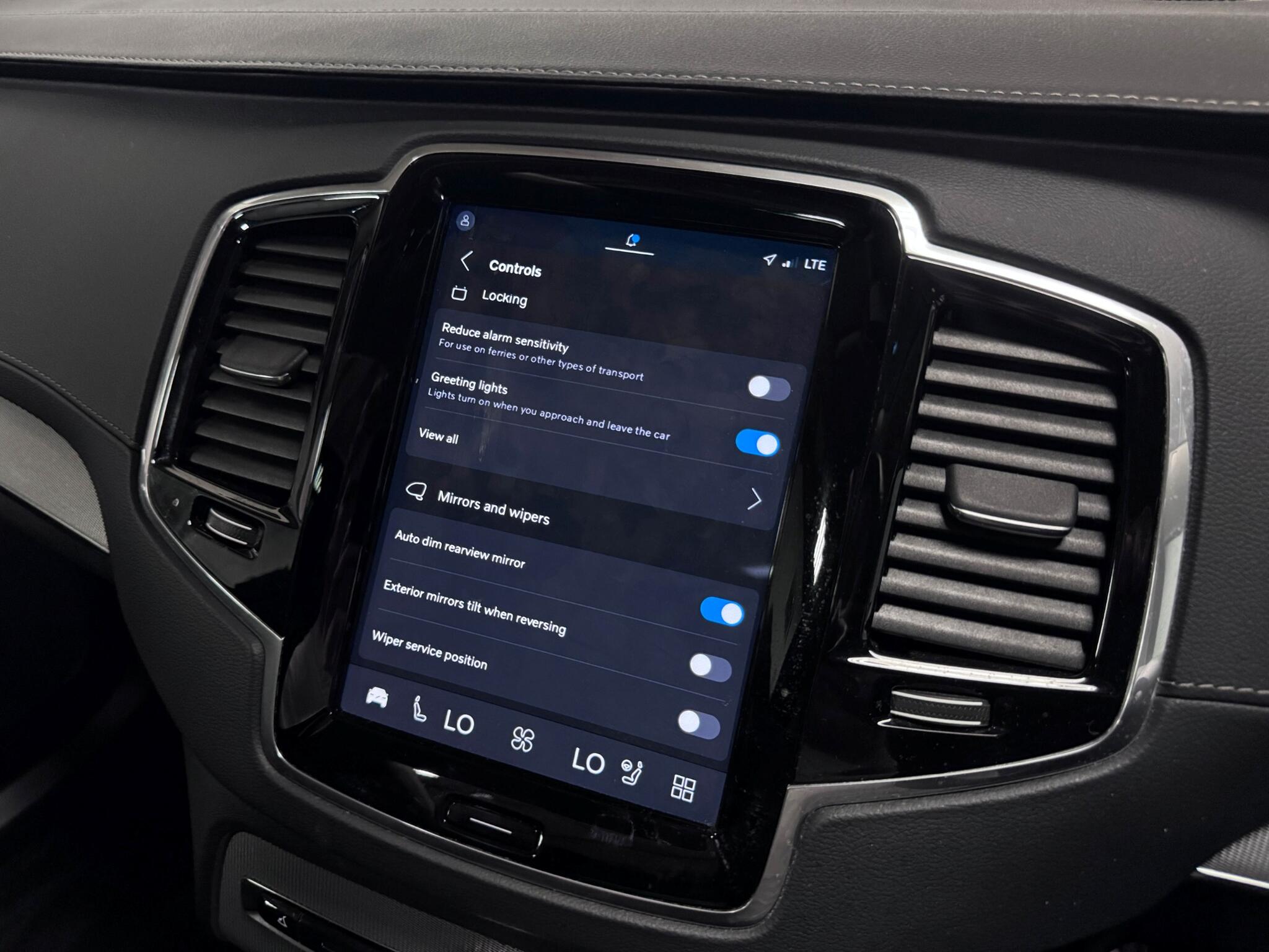 Volvo XC90 view 52