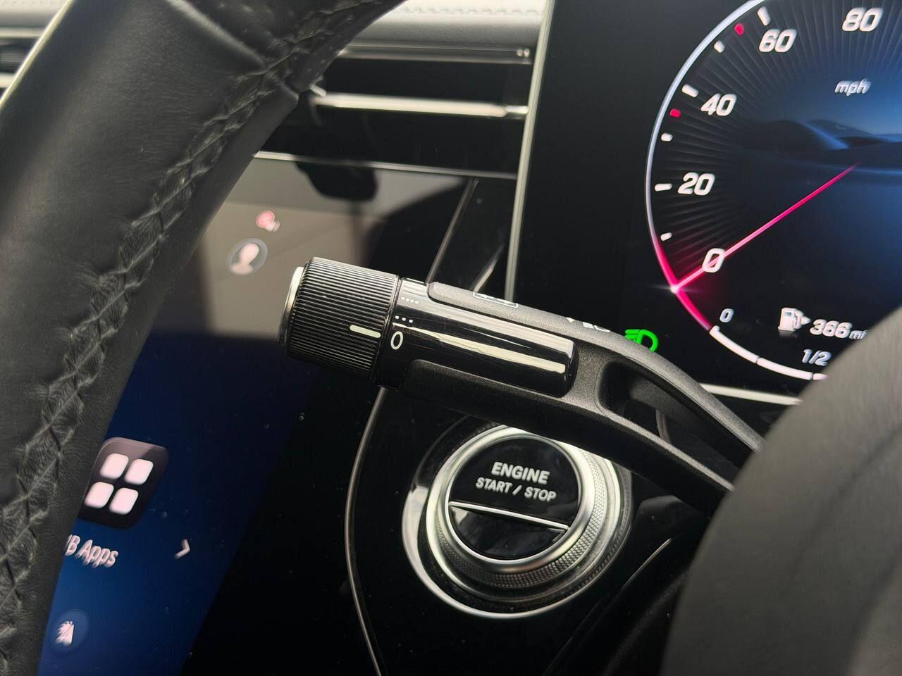 Mercedes-Benz E-Class view 35