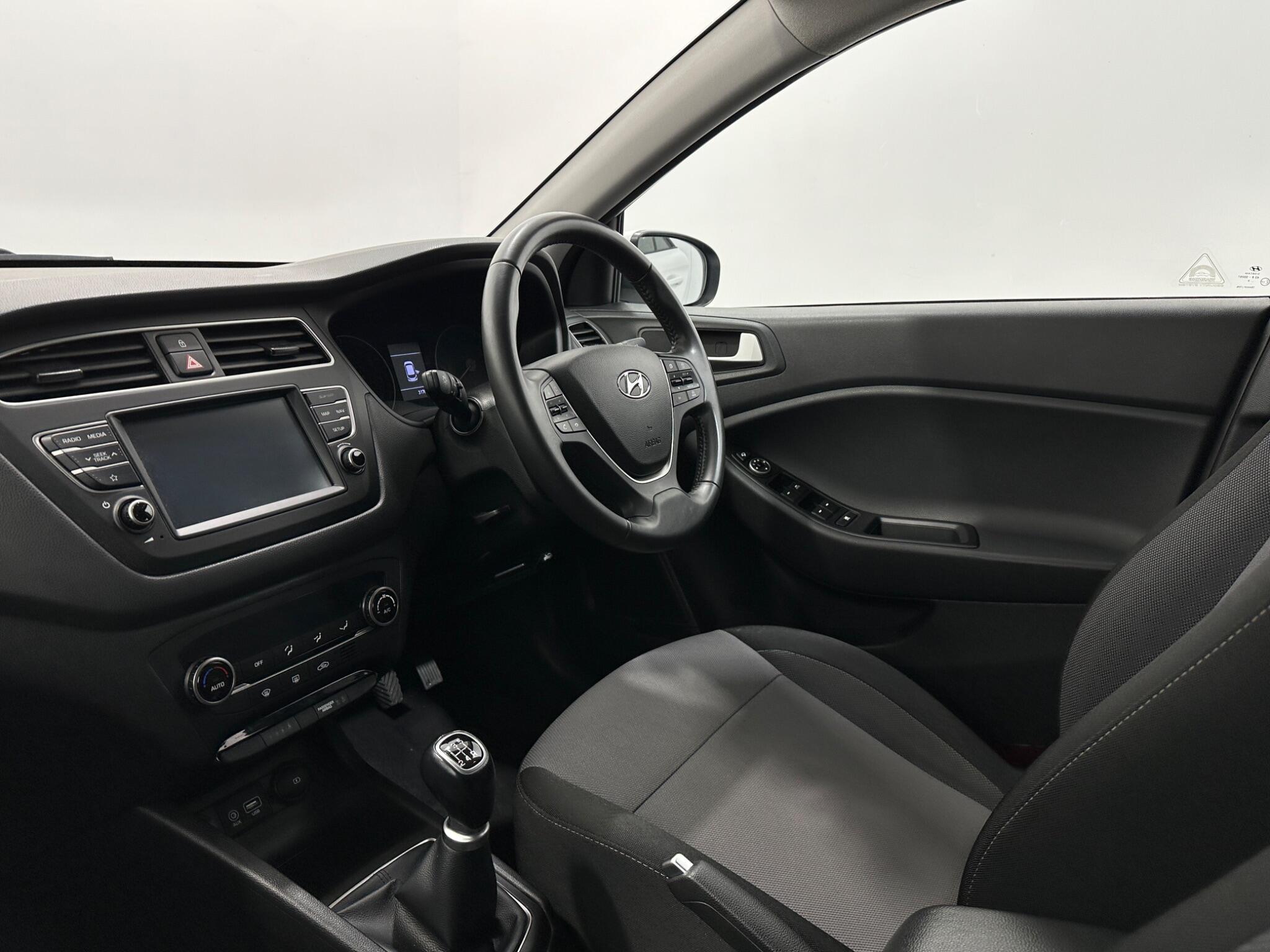 Hyundai I20 view 30