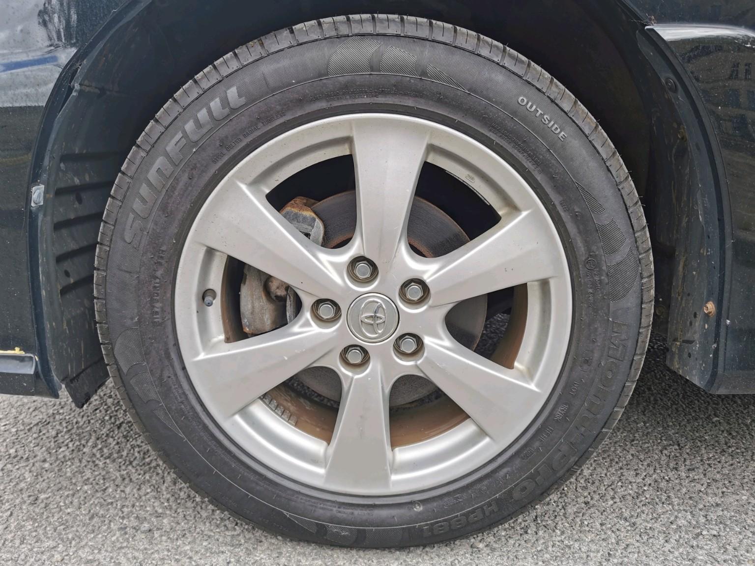 Toyota Estima view 28