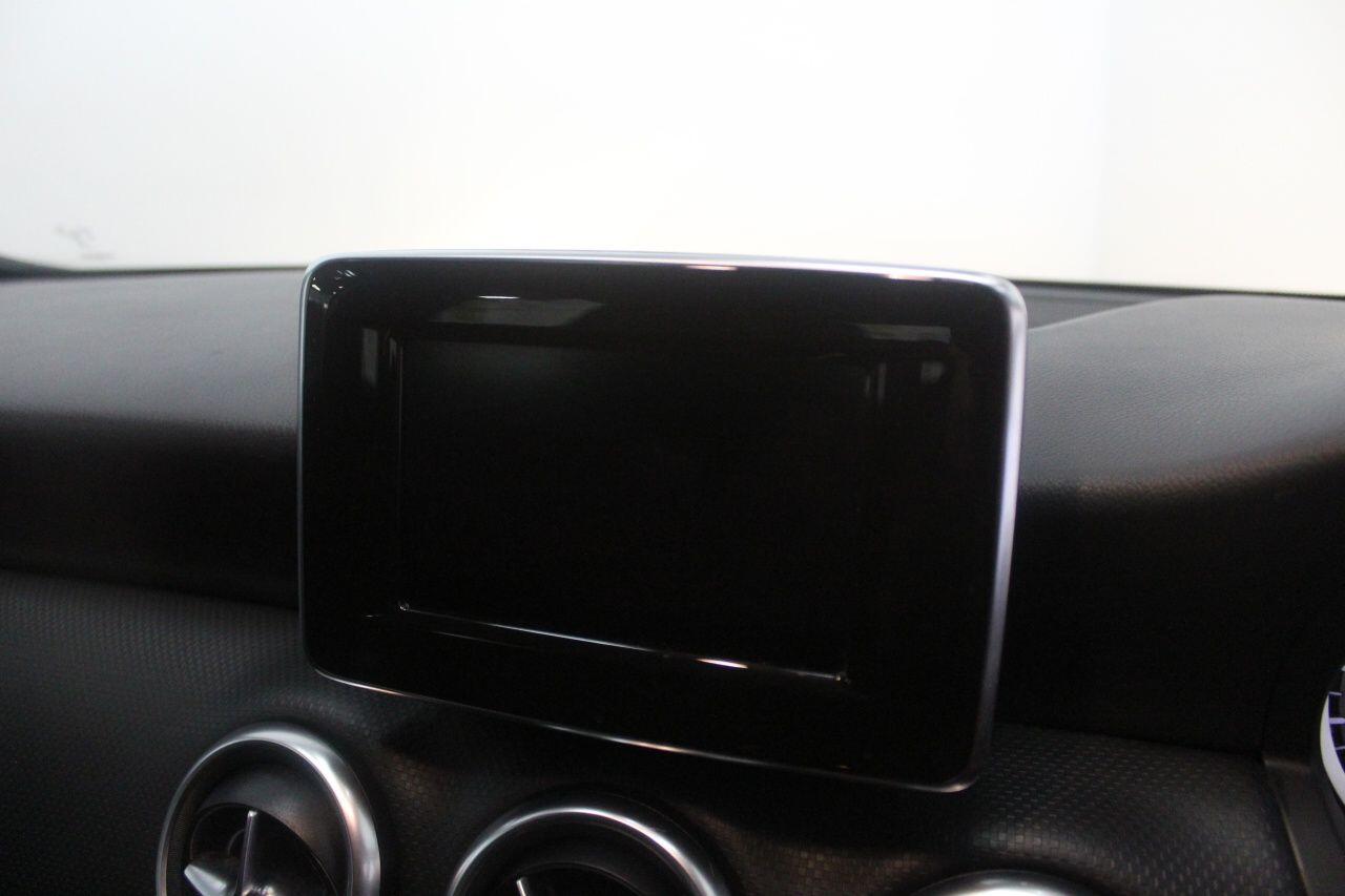 Mercedes-Benz A-Class view 36
