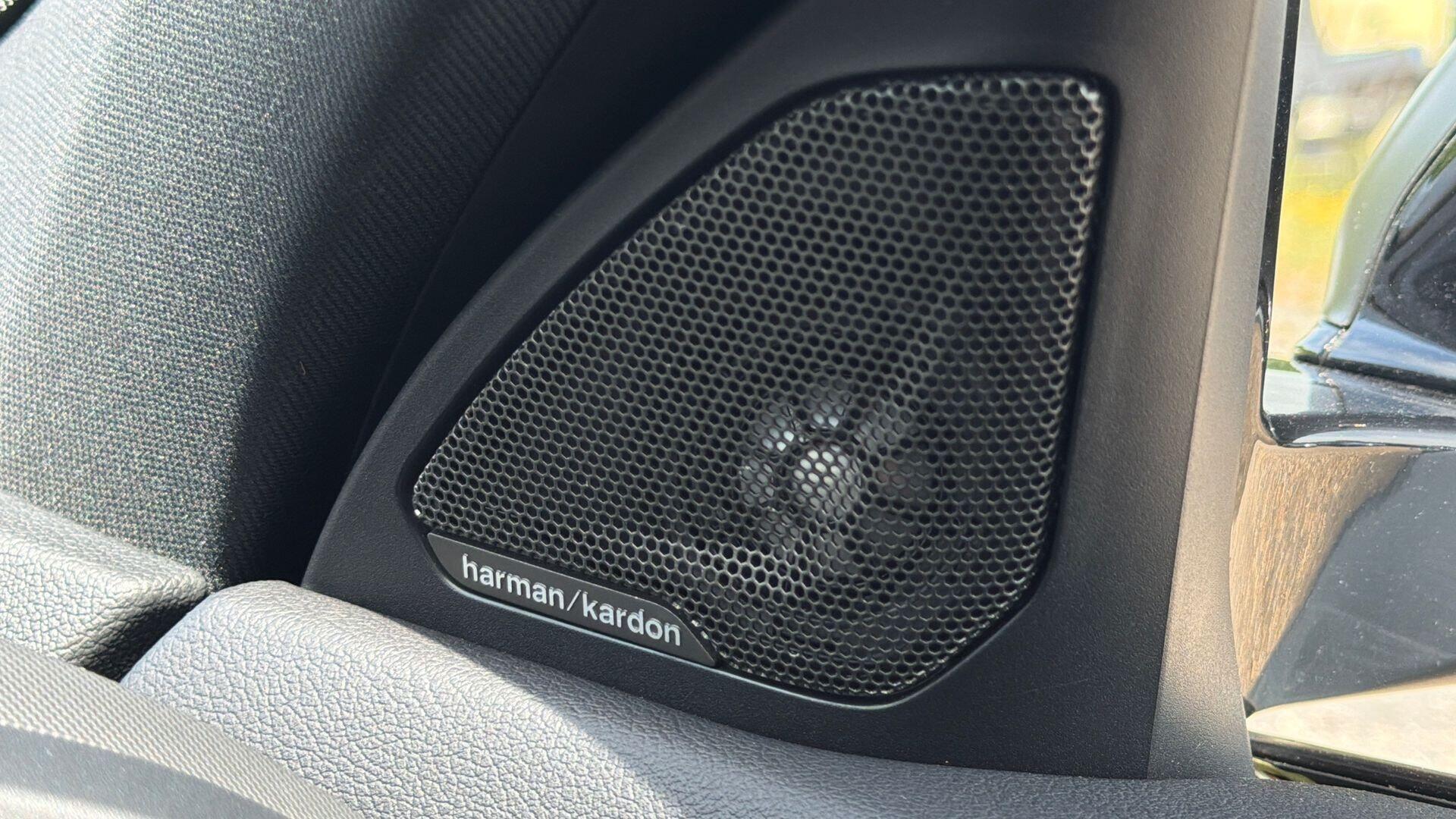 BMW 1 Series view 21