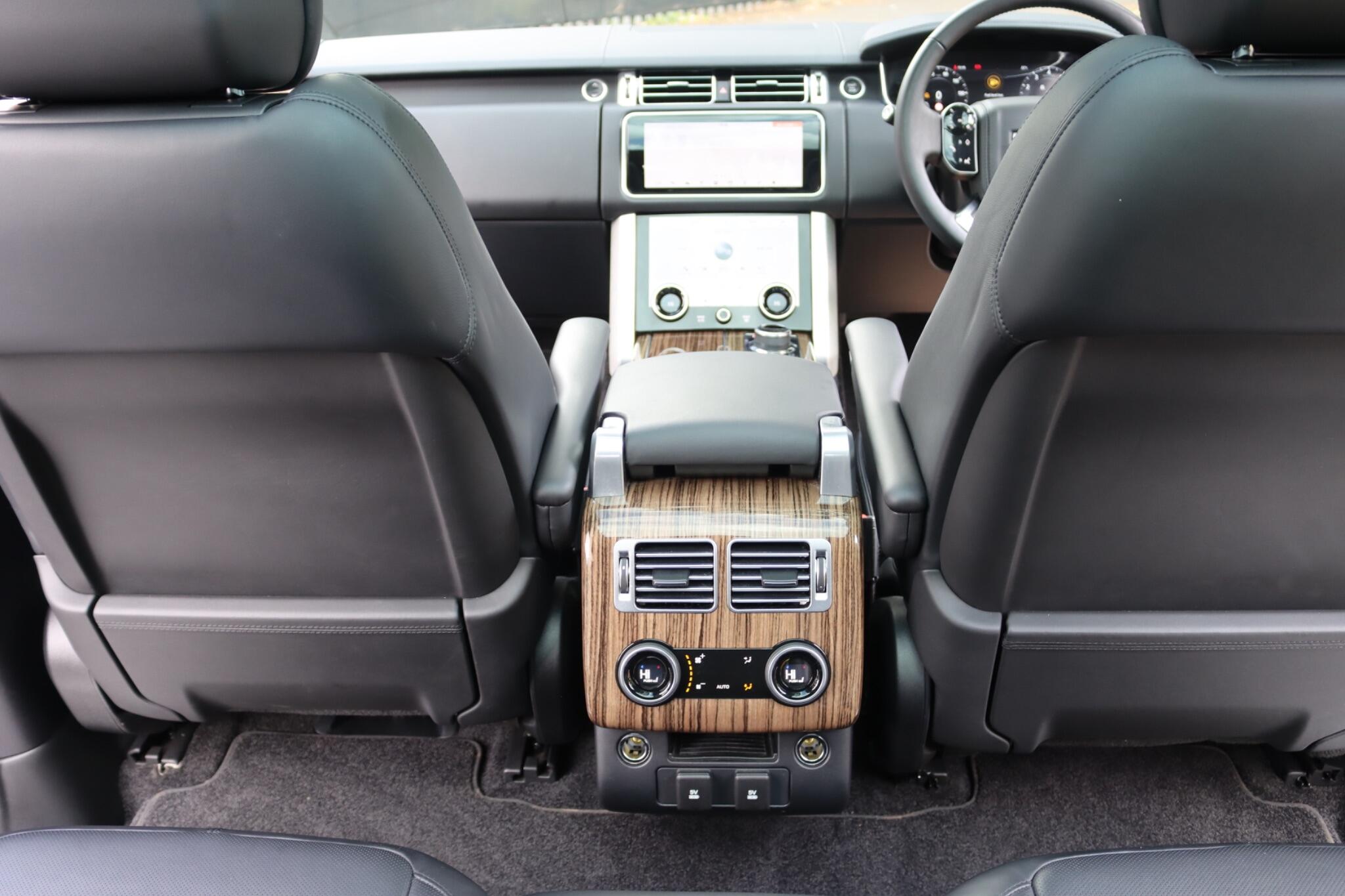 Land Rover Range Rover view 16