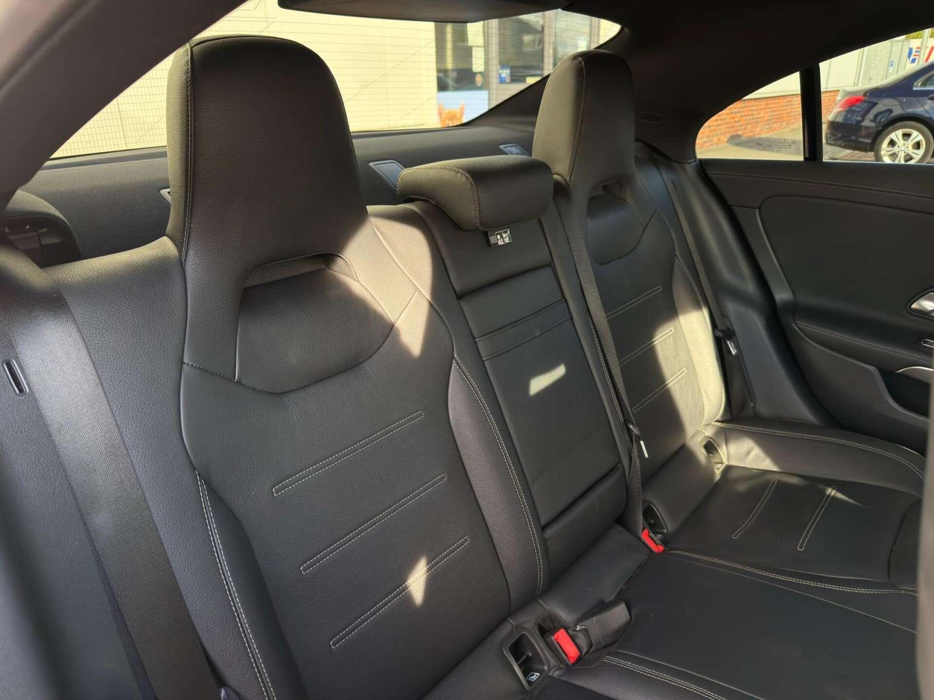 Mercedes-Benz Cla view 15