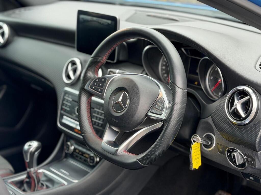 Mercedes-Benz A-Class view 40