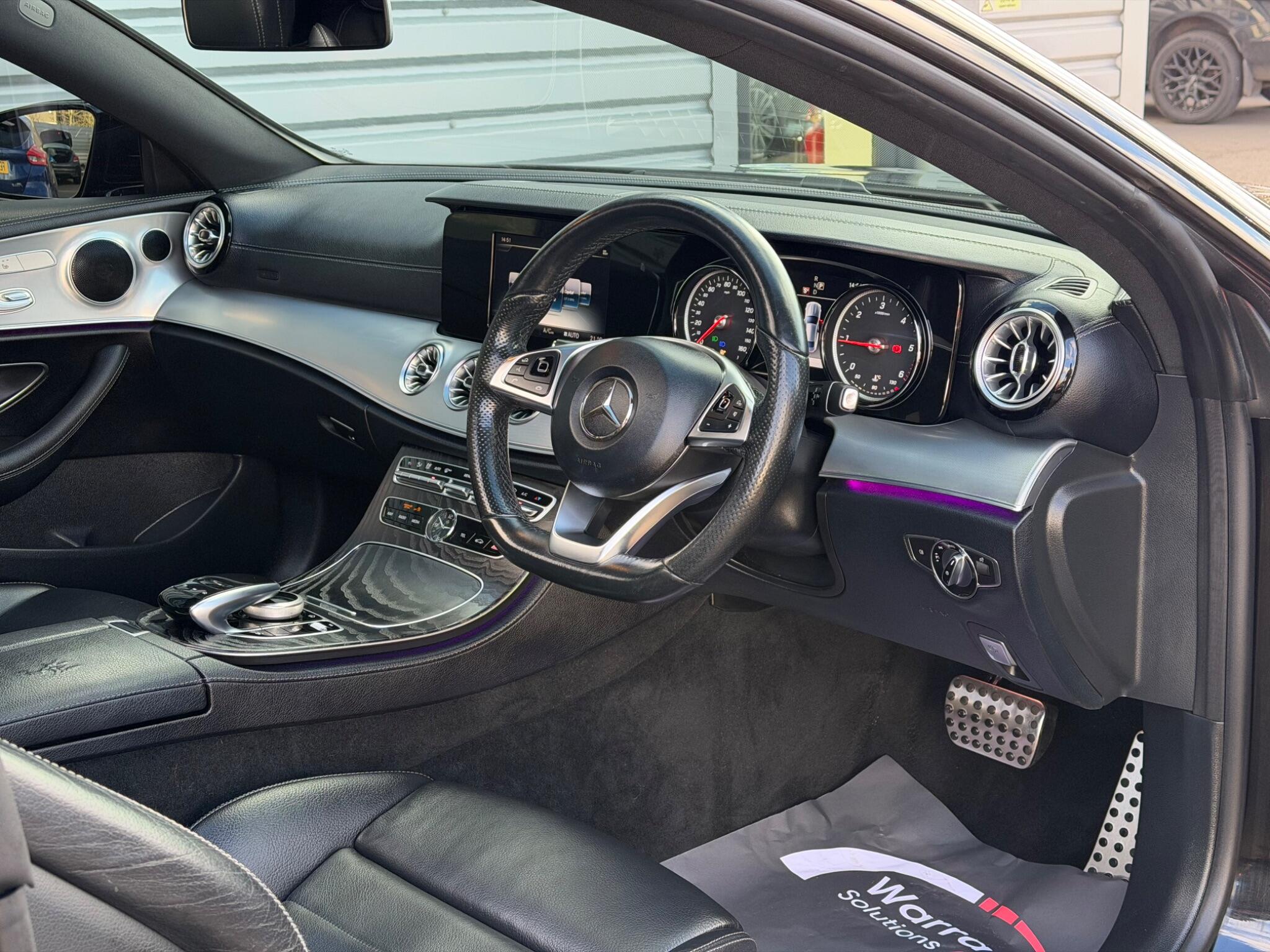 Mercedes-Benz E Class view 13