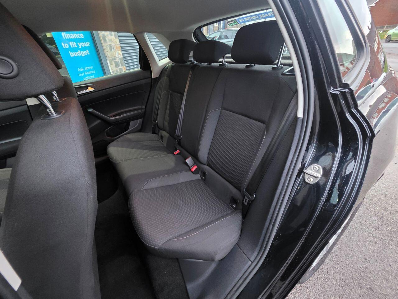 Volkswagen Polo view 9
