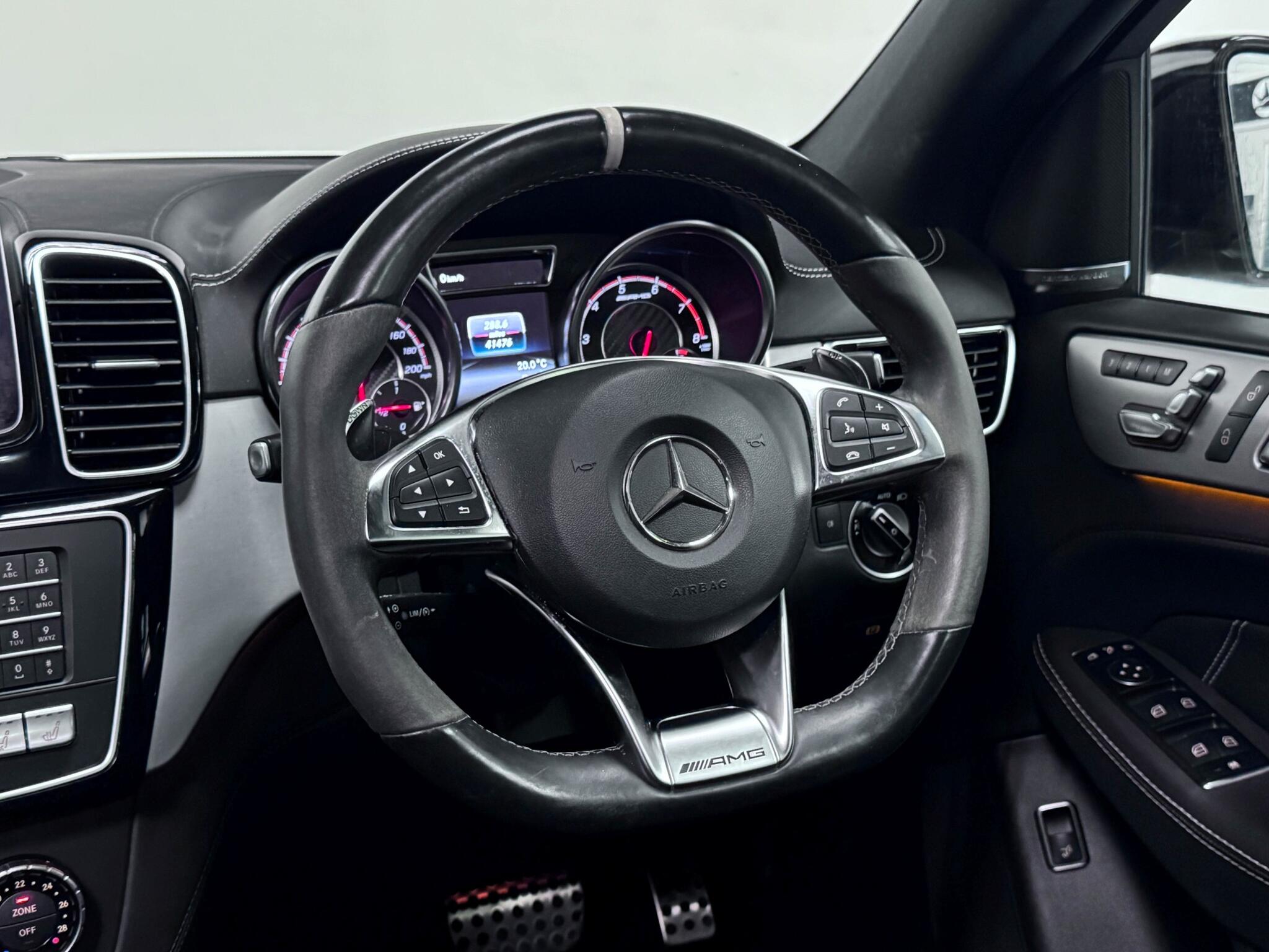 Mercedes-Benz Gle view 39