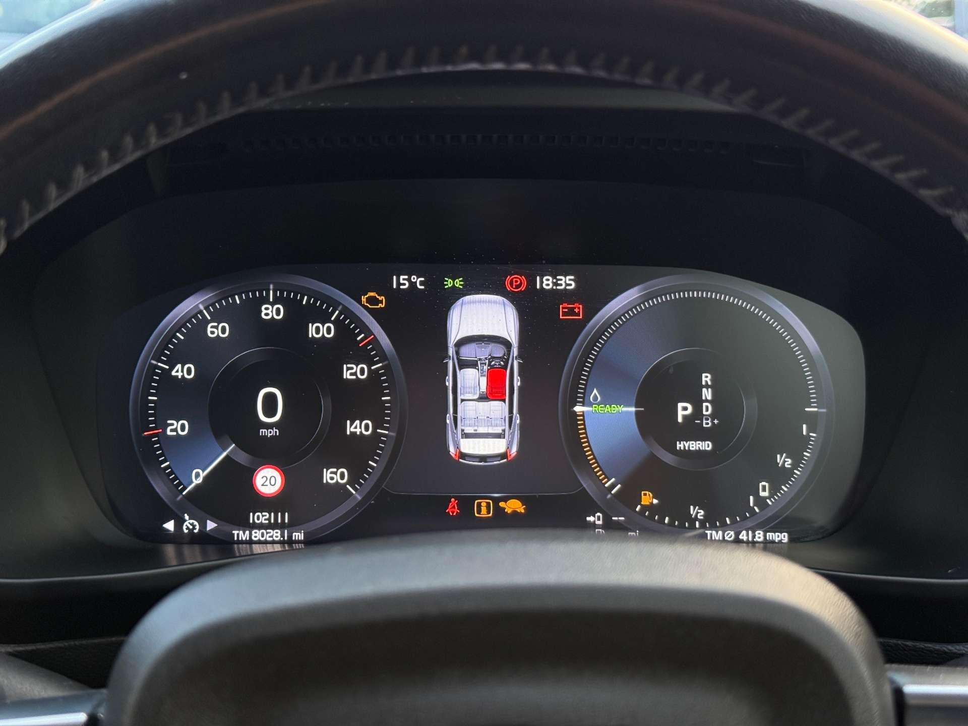 Volvo XC40 view 30