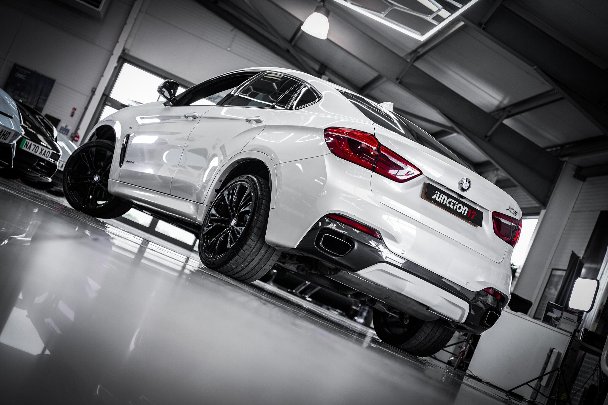 BMW X6 view 7