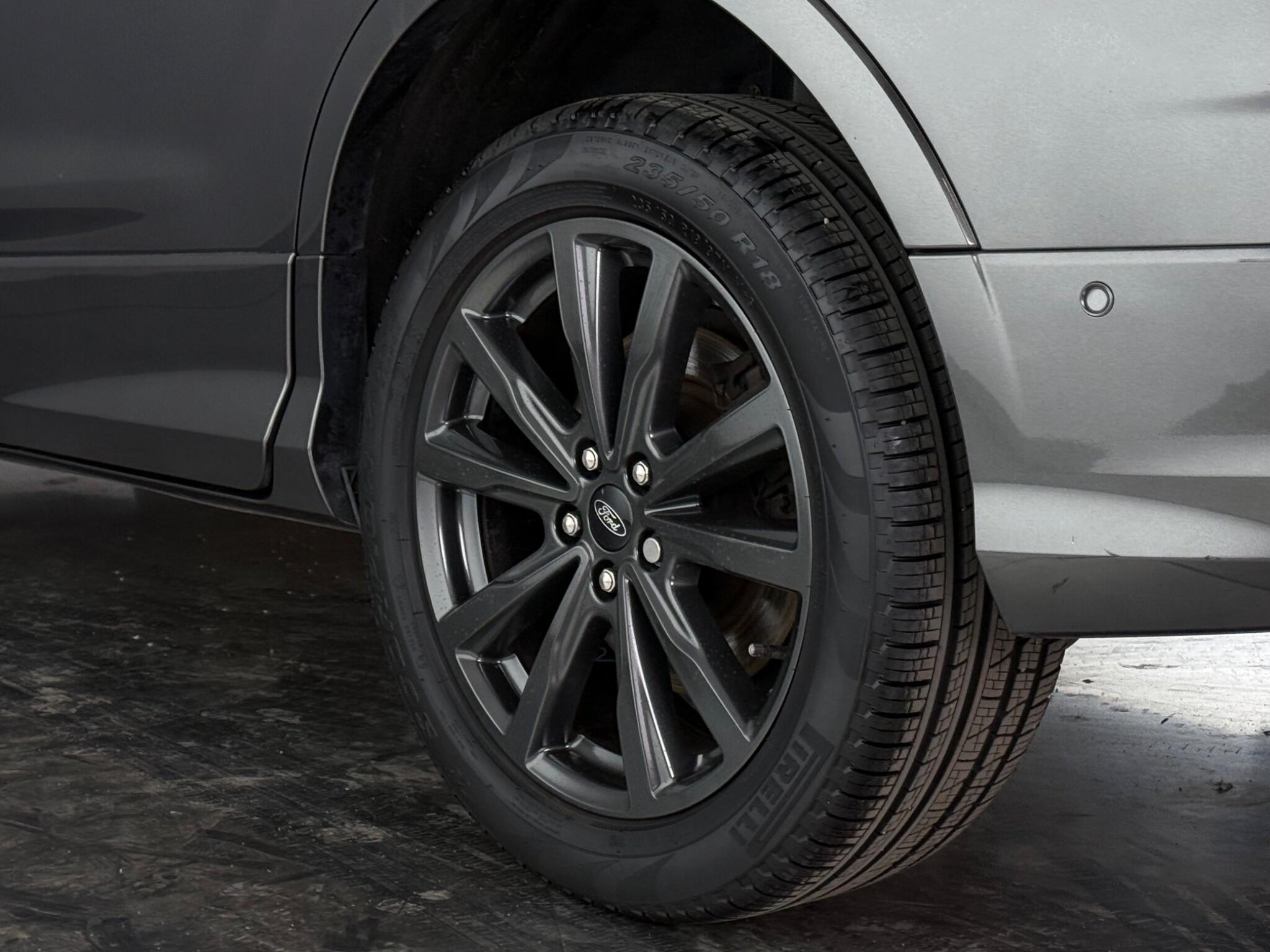Ford Kuga view 9