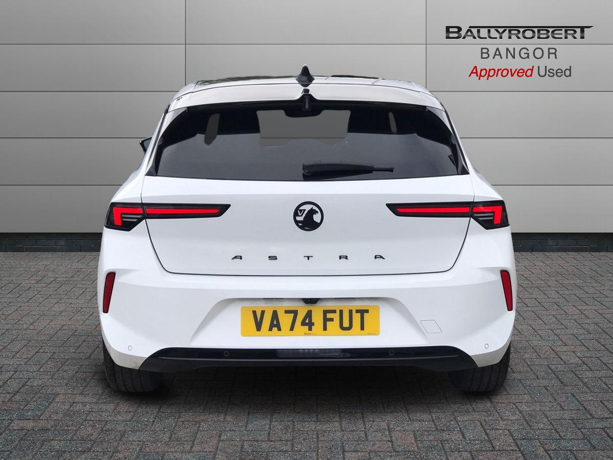 Vauxhall Astra view 11