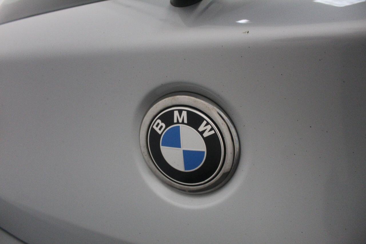 BMW 1 Series view 16