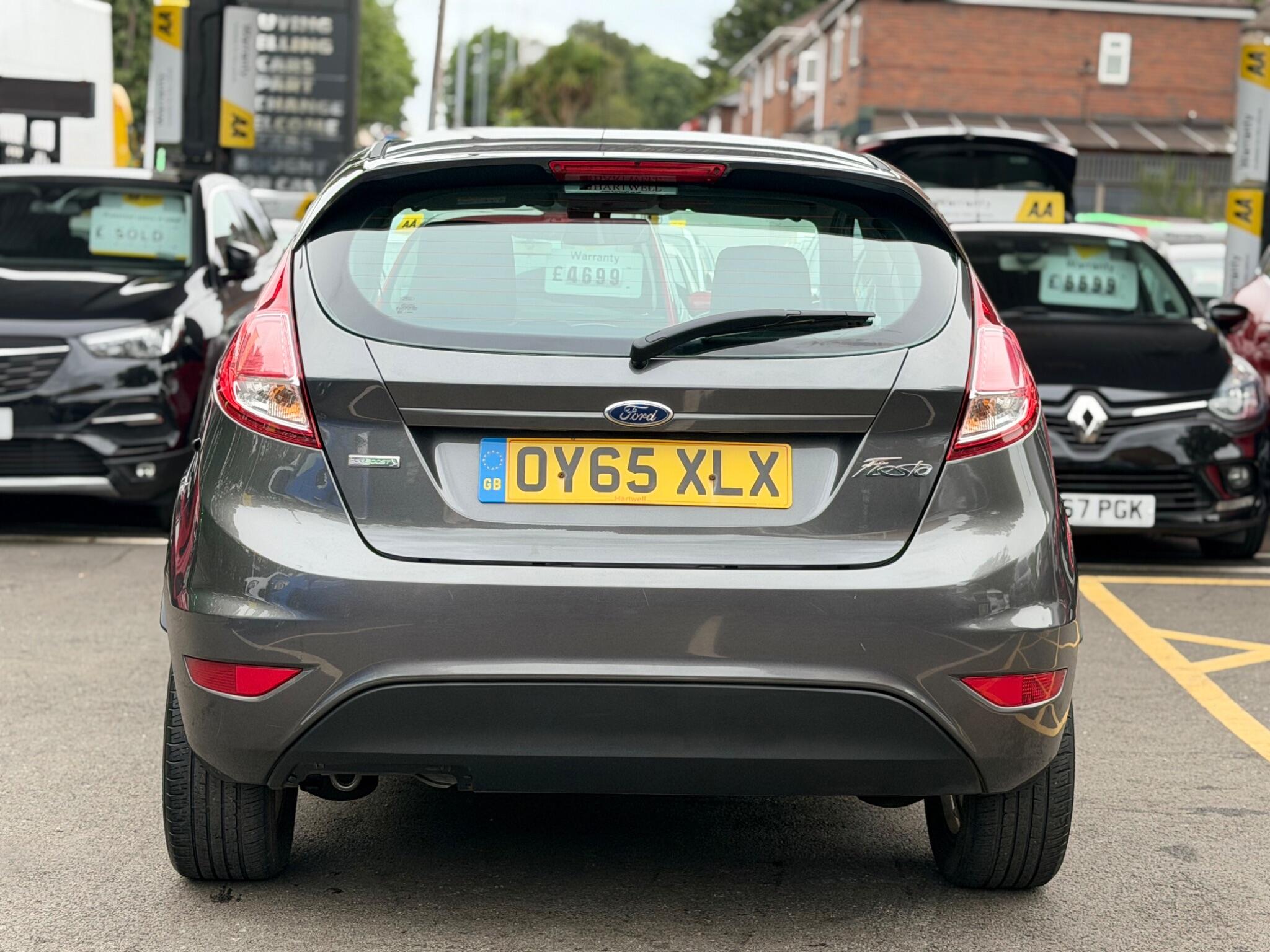 Ford Fiesta view 12