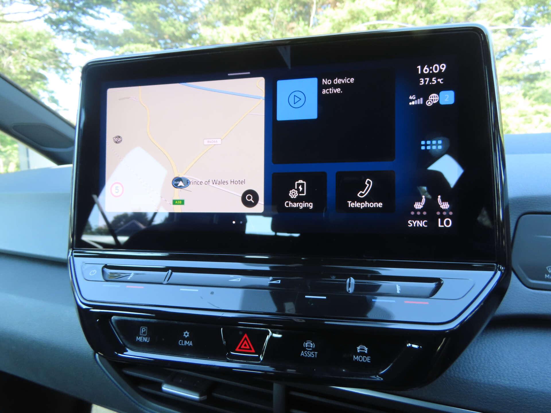 Volkswagen ID.3 view 10
