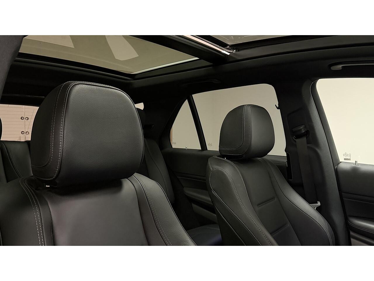 Mercedes-Benz GLE view 17