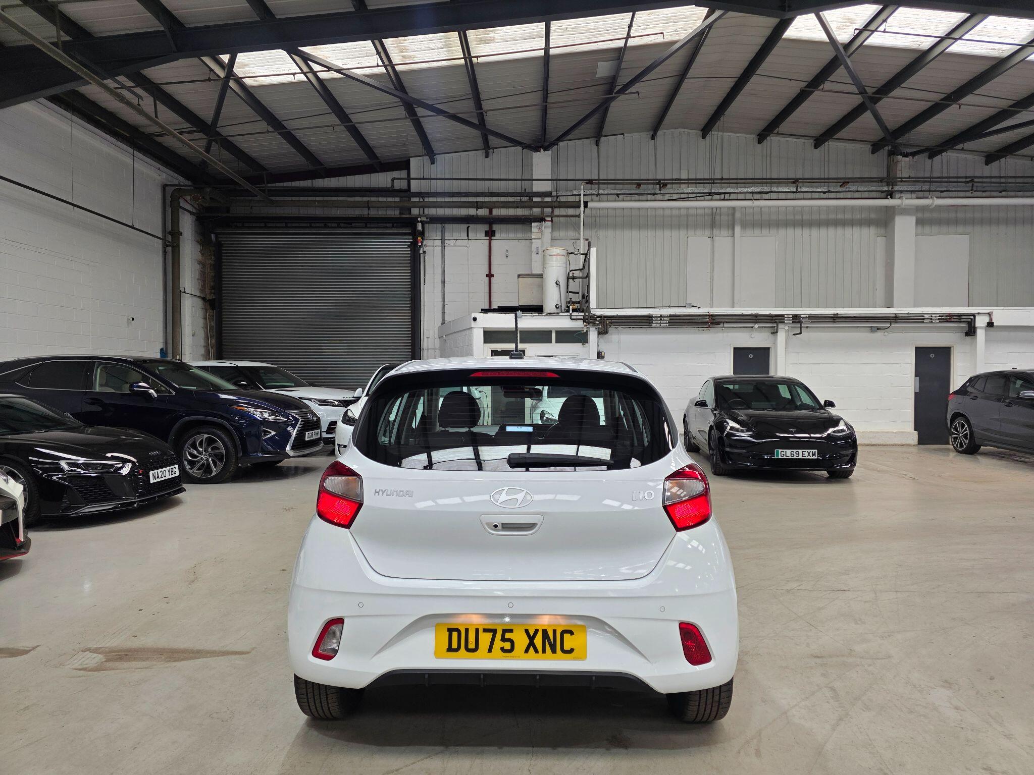 Hyundai I10 view 4
