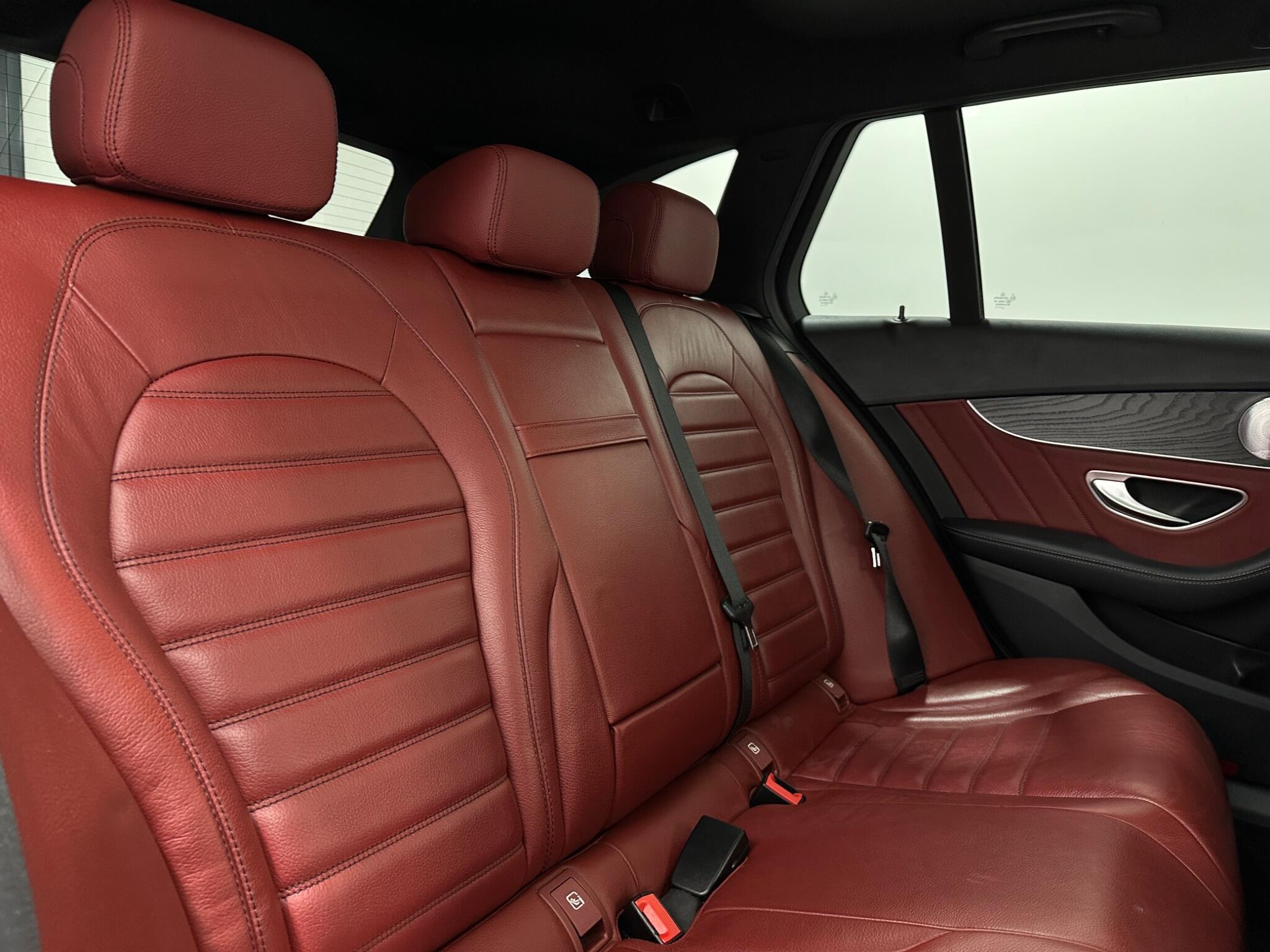 Mercedes-Benz C Class view 44