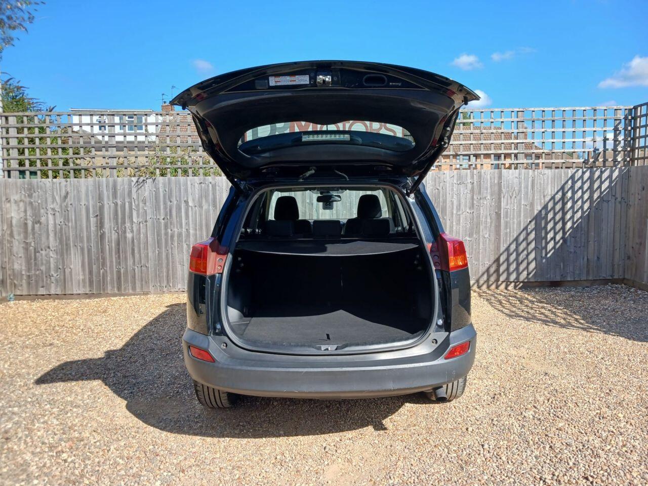 Toyota RAV4 view 38