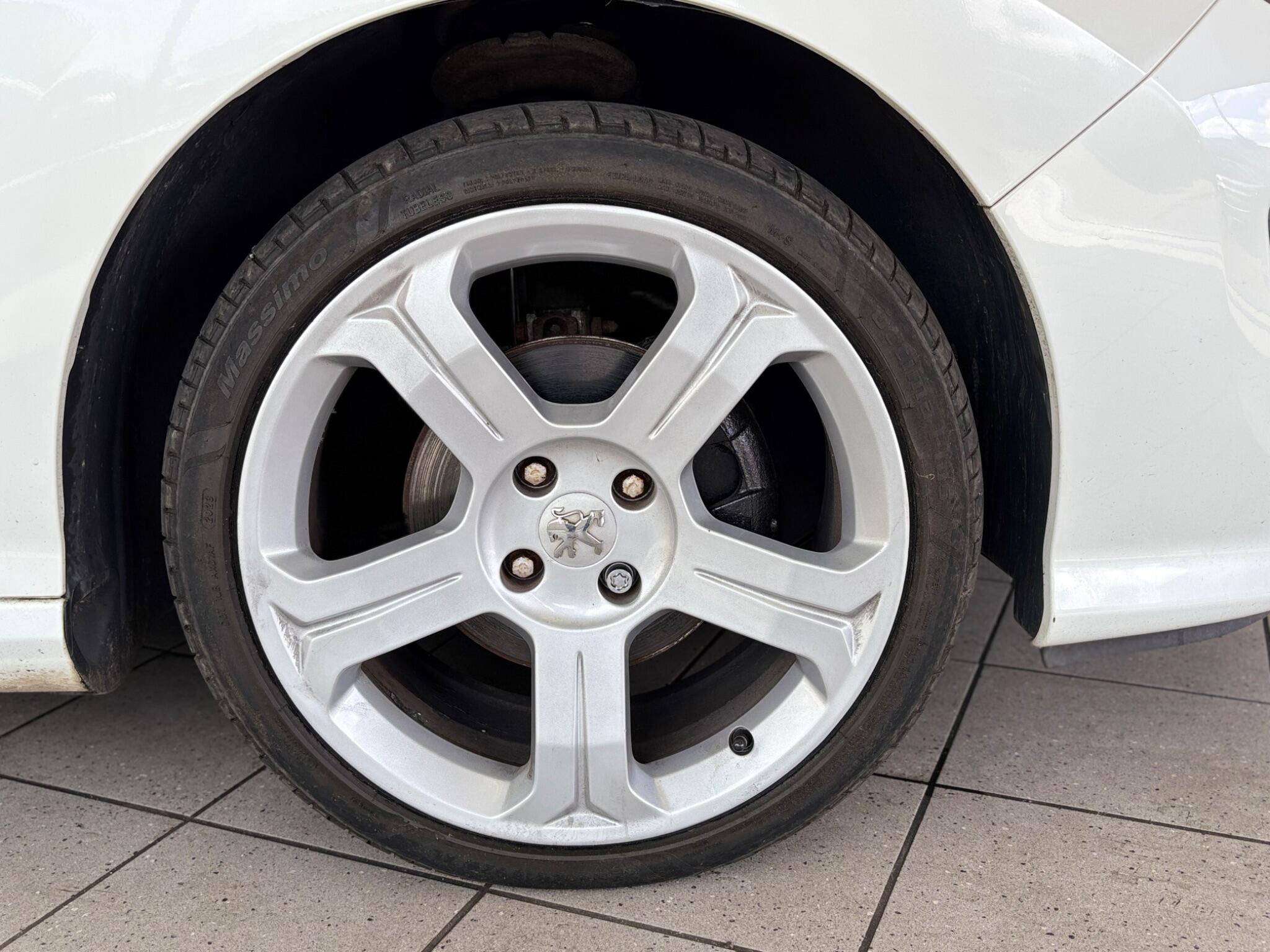 Peugeot 308 view 25