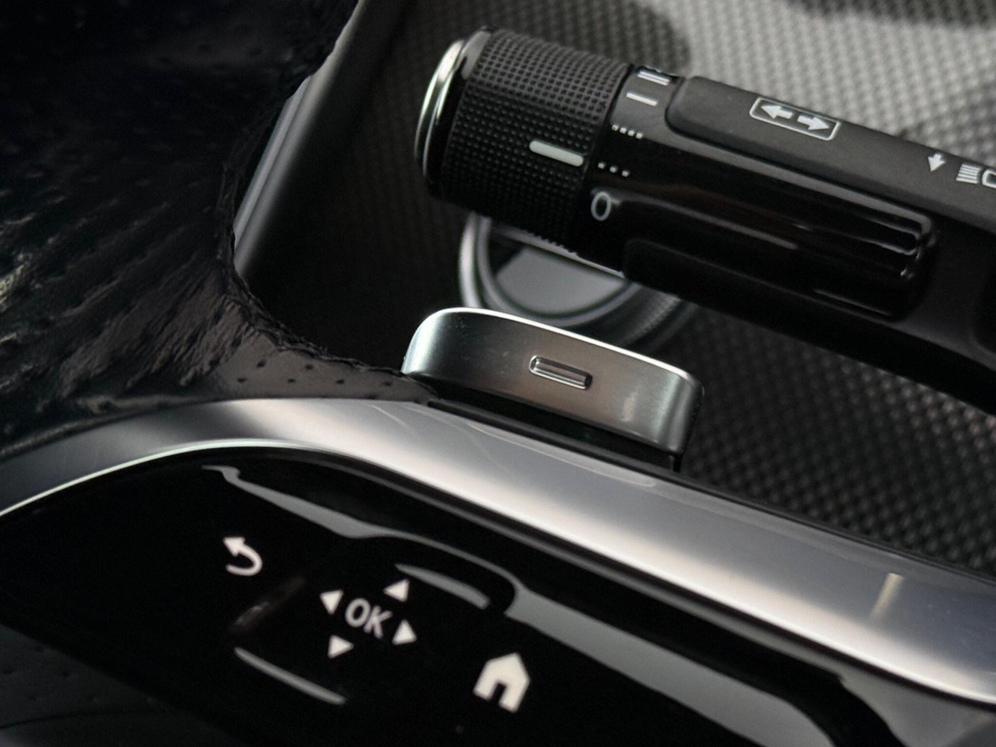 Mercedes-Benz C-Class view 17