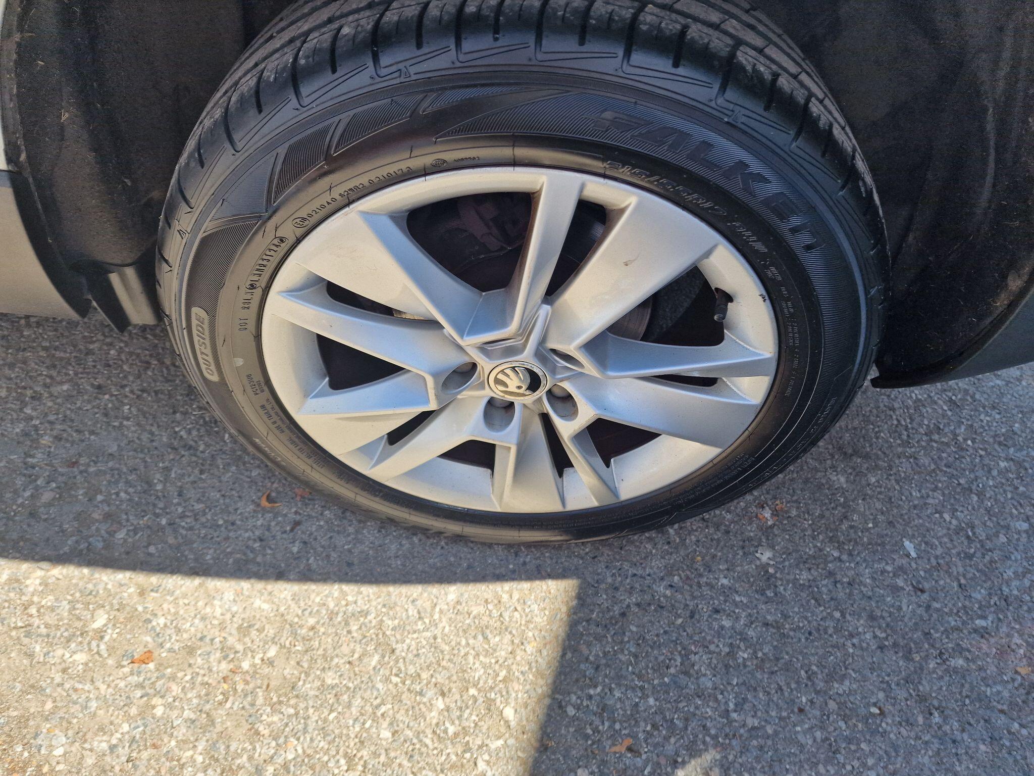 Skoda Karoq view 41