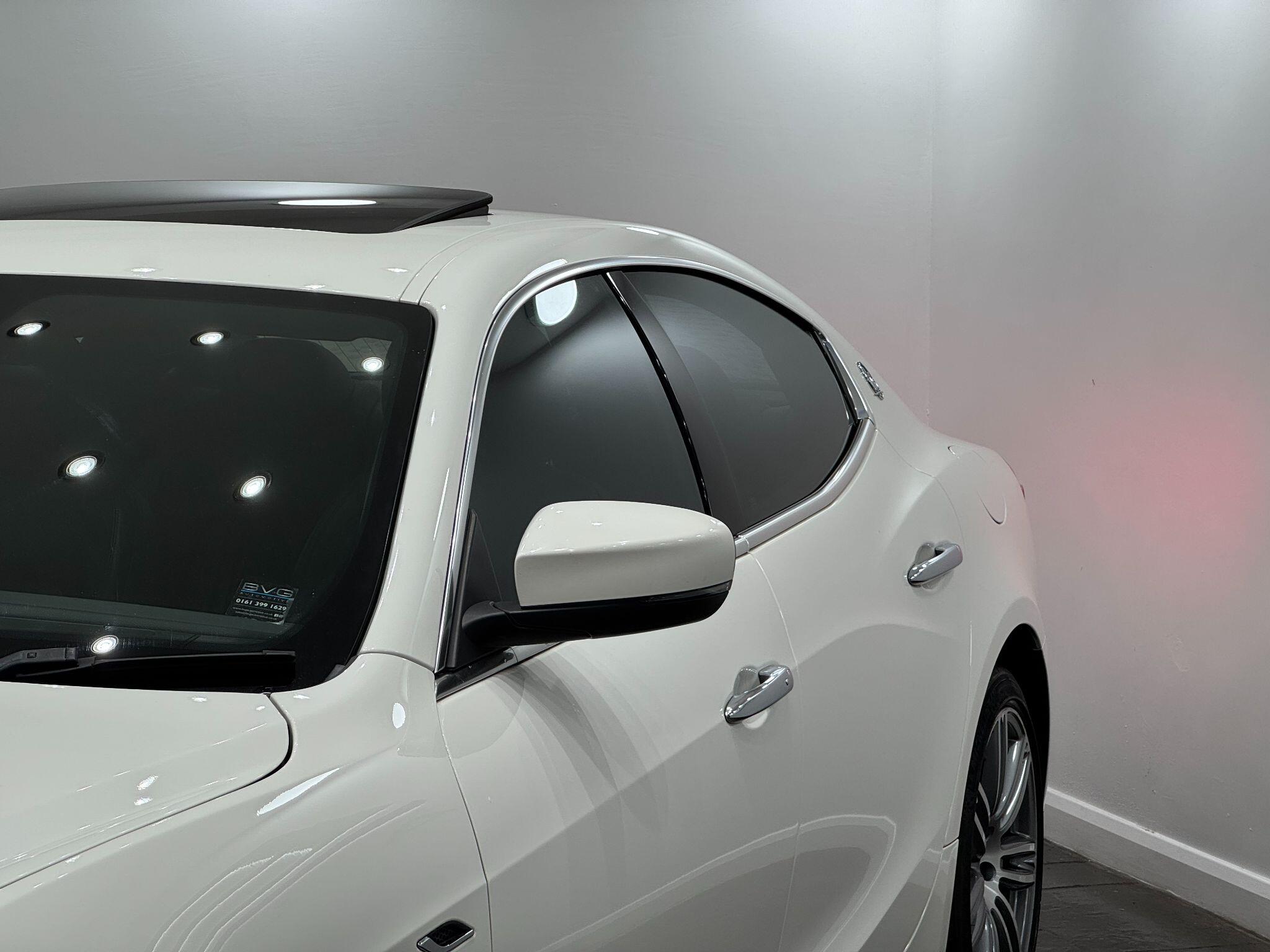 Maserati Ghibli view 11