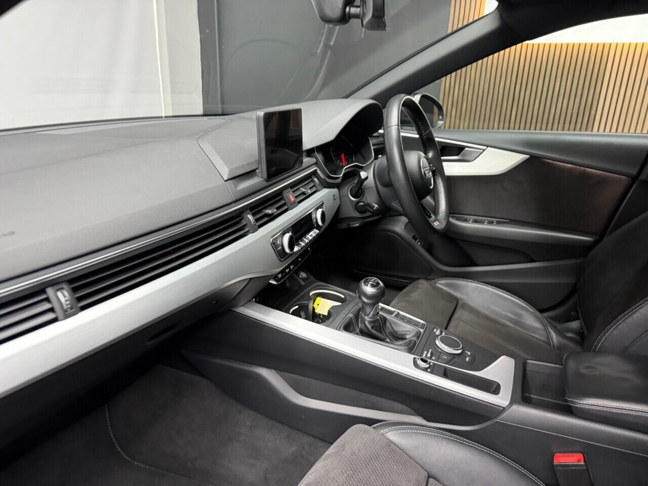 Audi A5 view 30