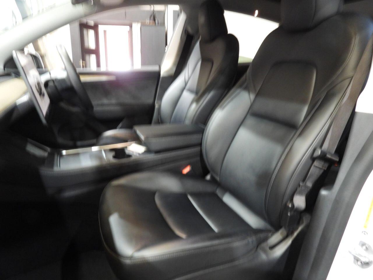 Tesla Model Y view 20