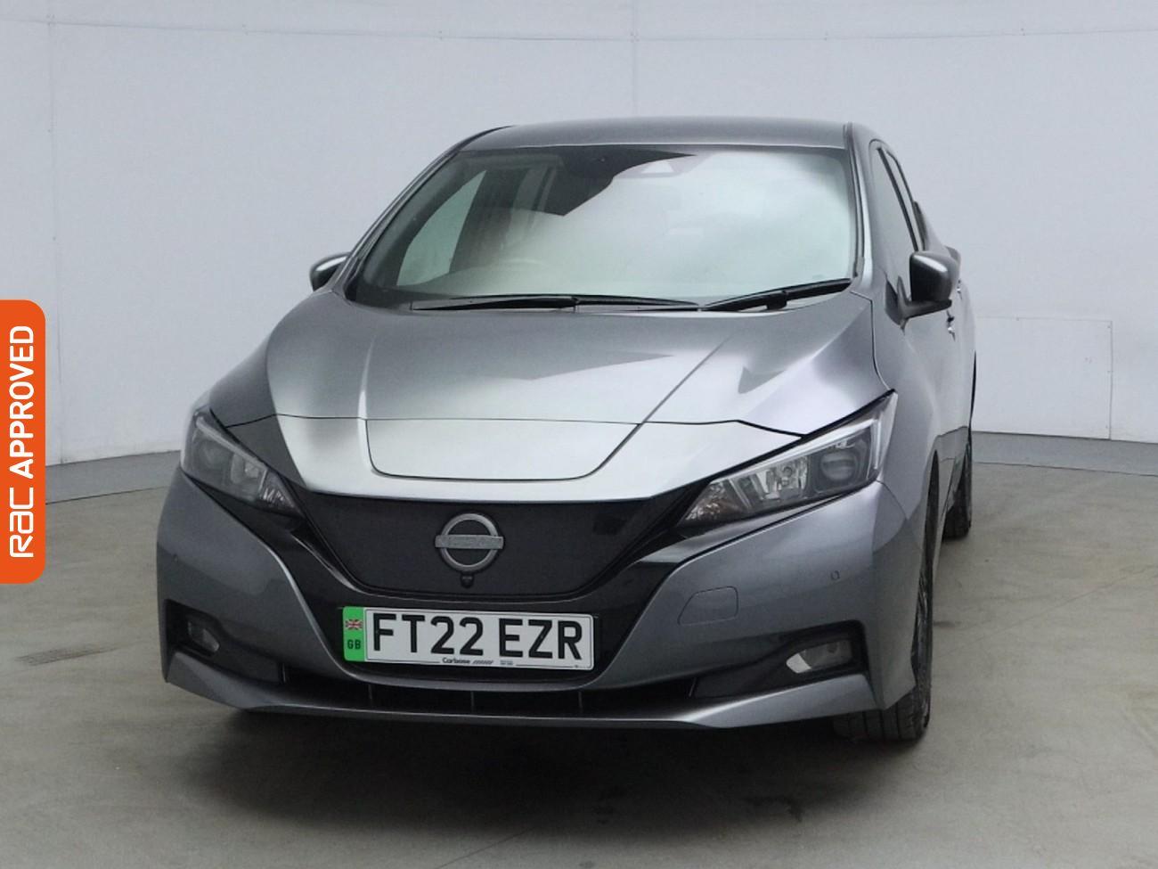 Nissan Leaf view 8