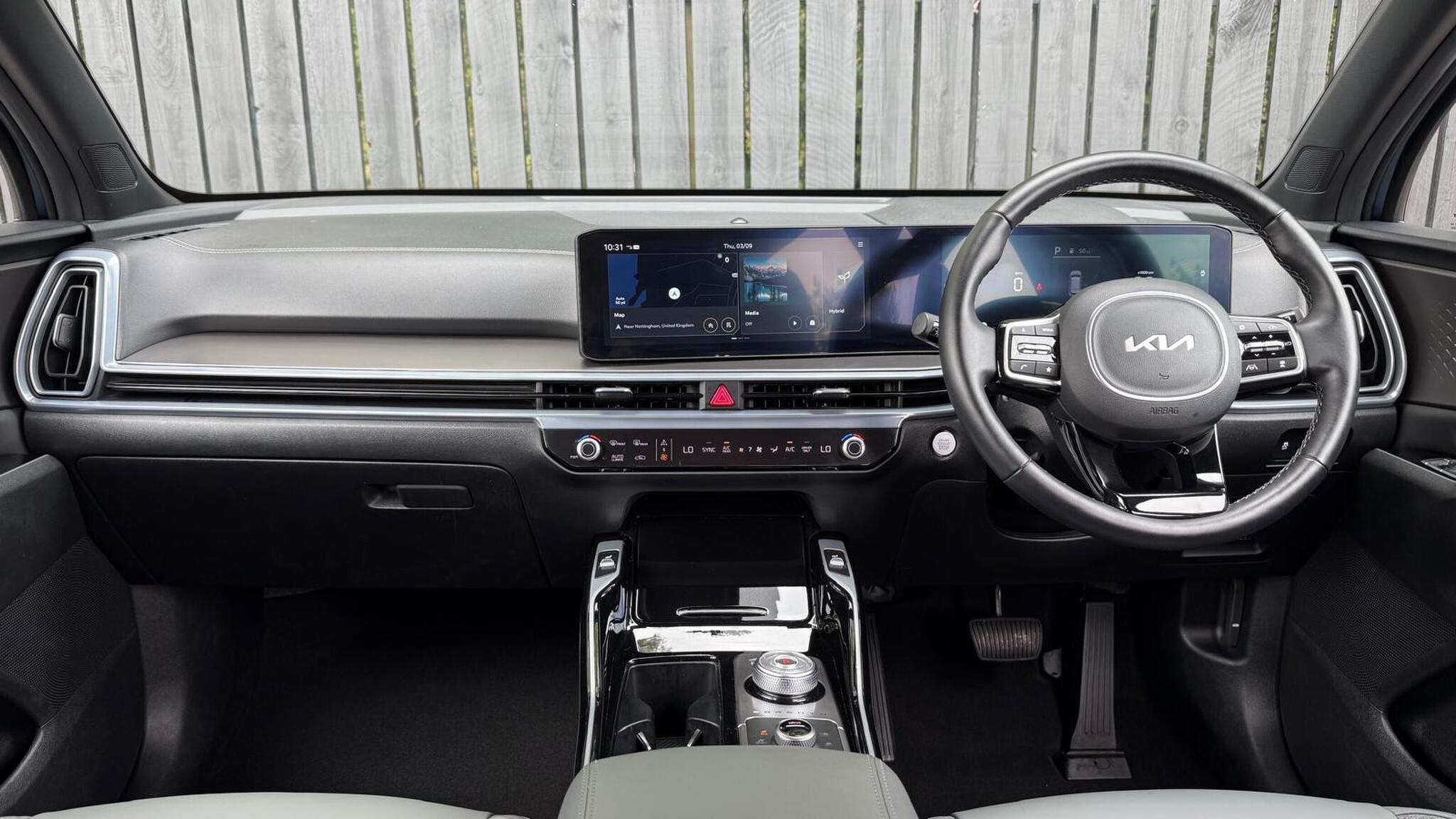 Kia Sorento view 15