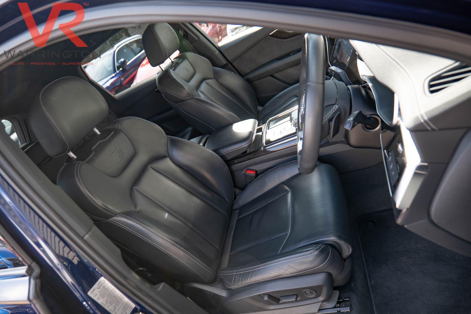 Audi Q7 view 26