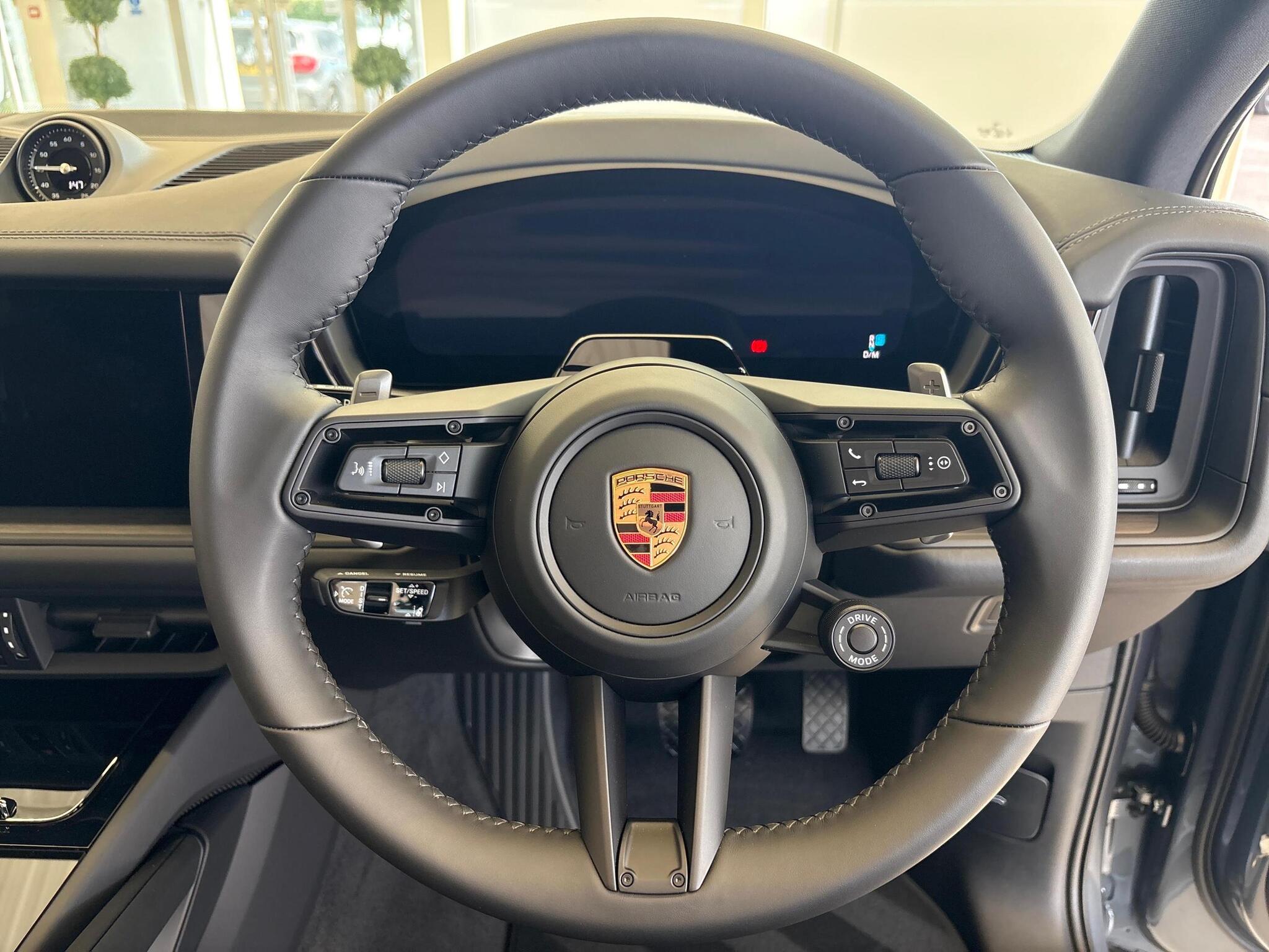 Porsche Cayenne view 17
