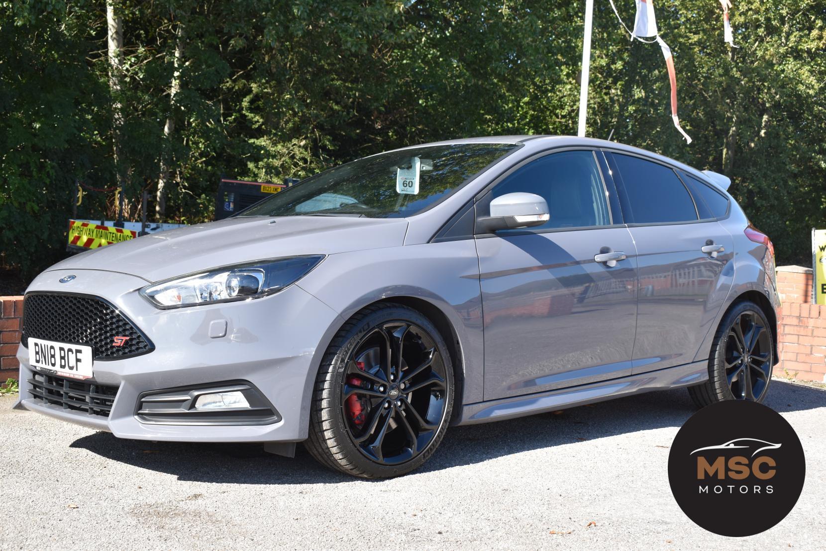 Ford Focus view 8