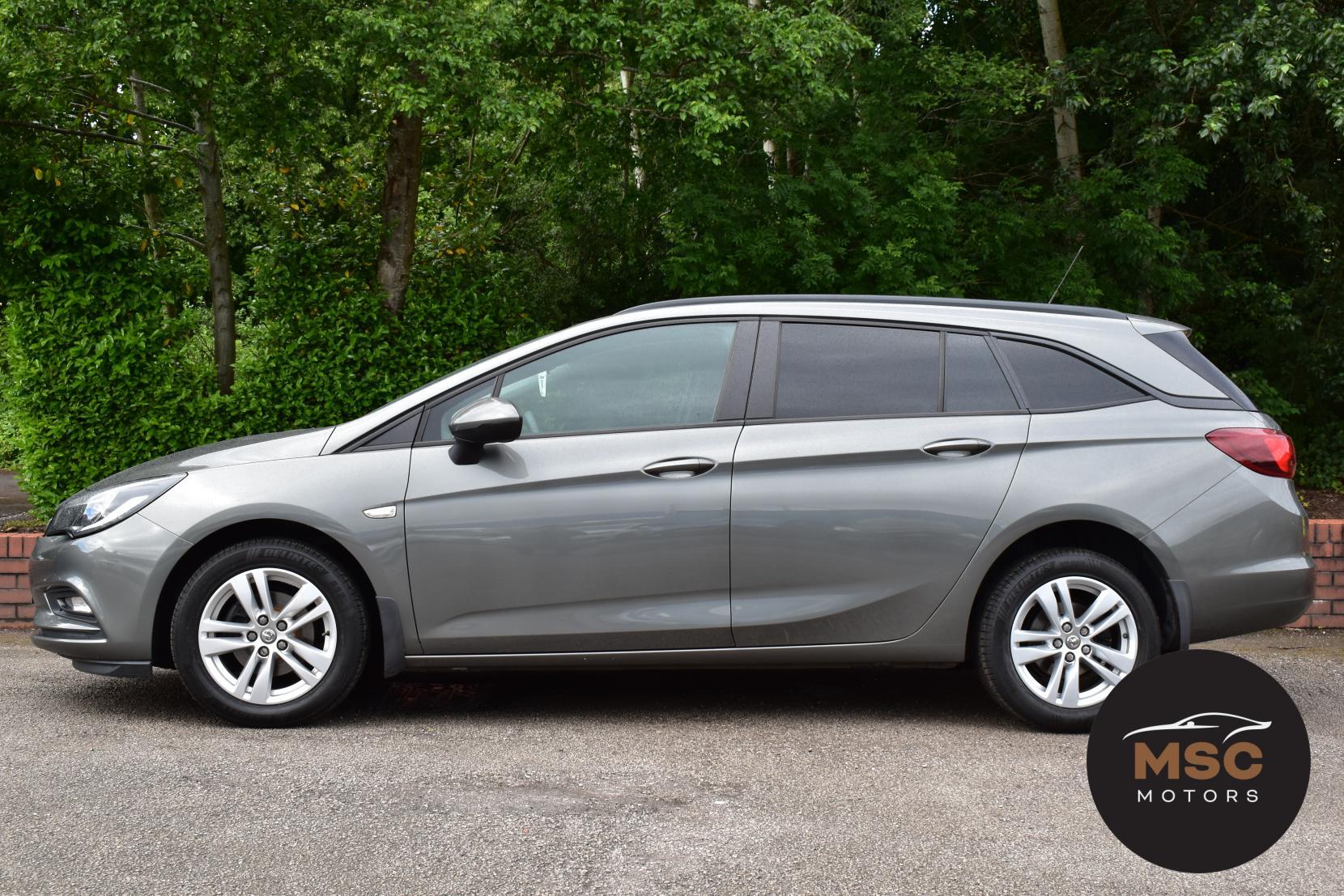 Vauxhall Astra view 10