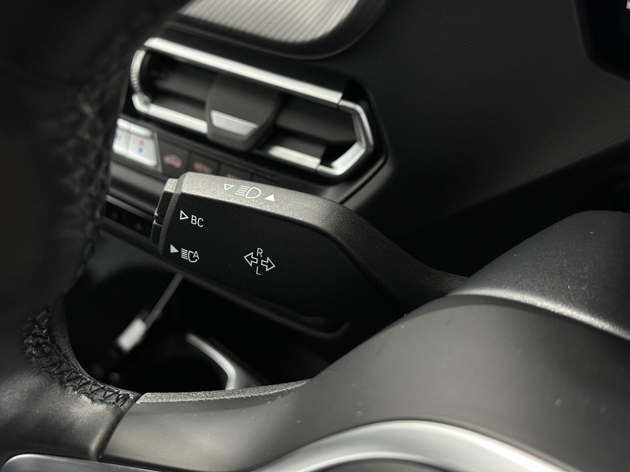 BMW 1 Series view 14