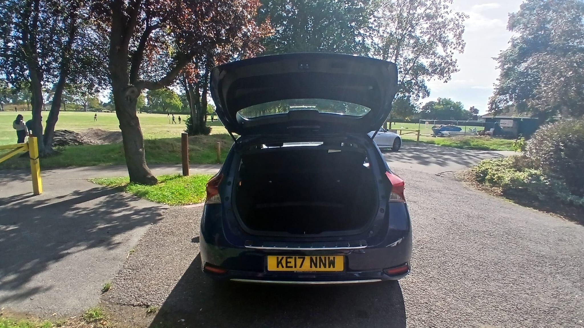 Toyota Auris view 22