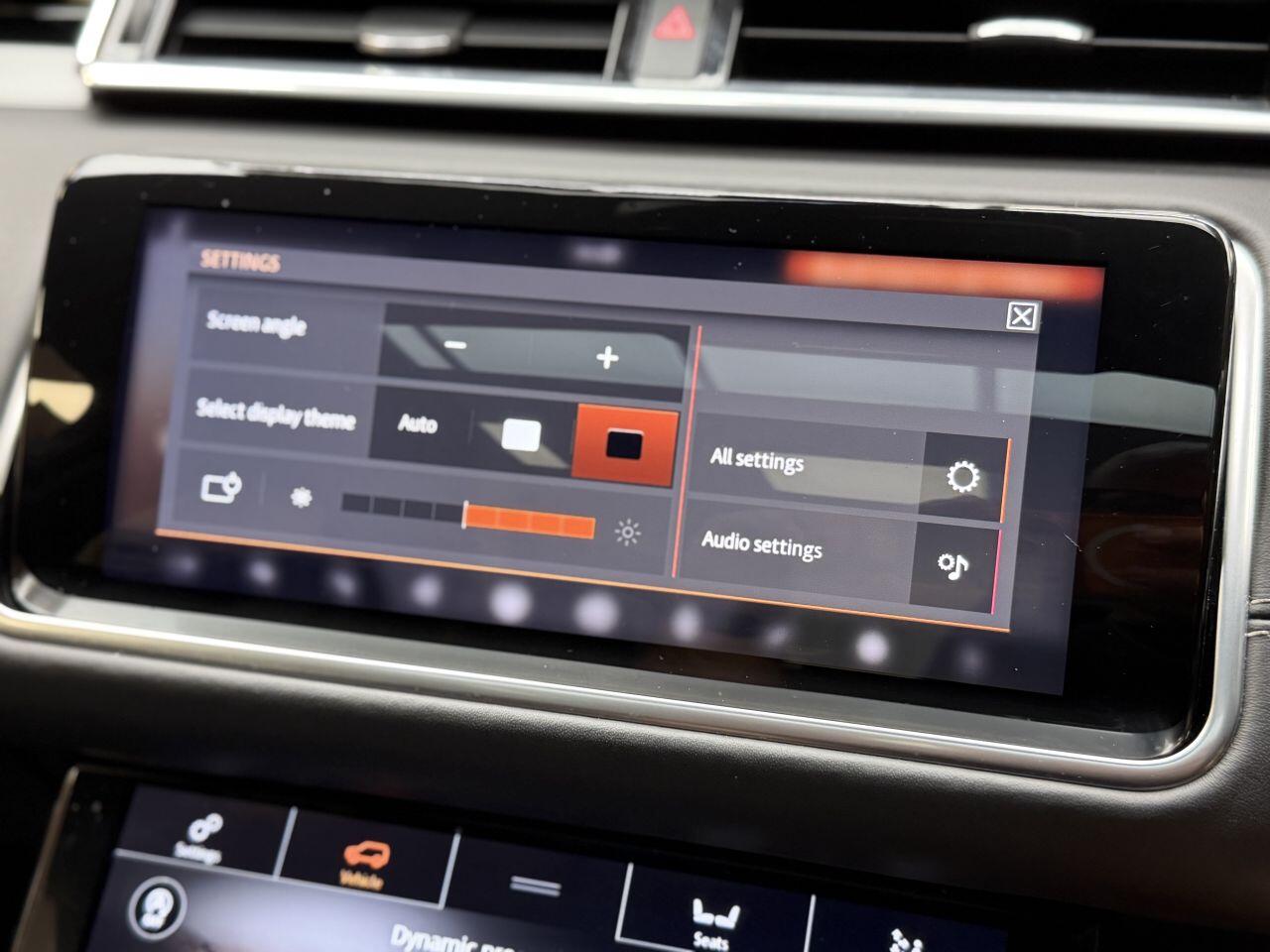 Land Rover Range Rover Velar view 59