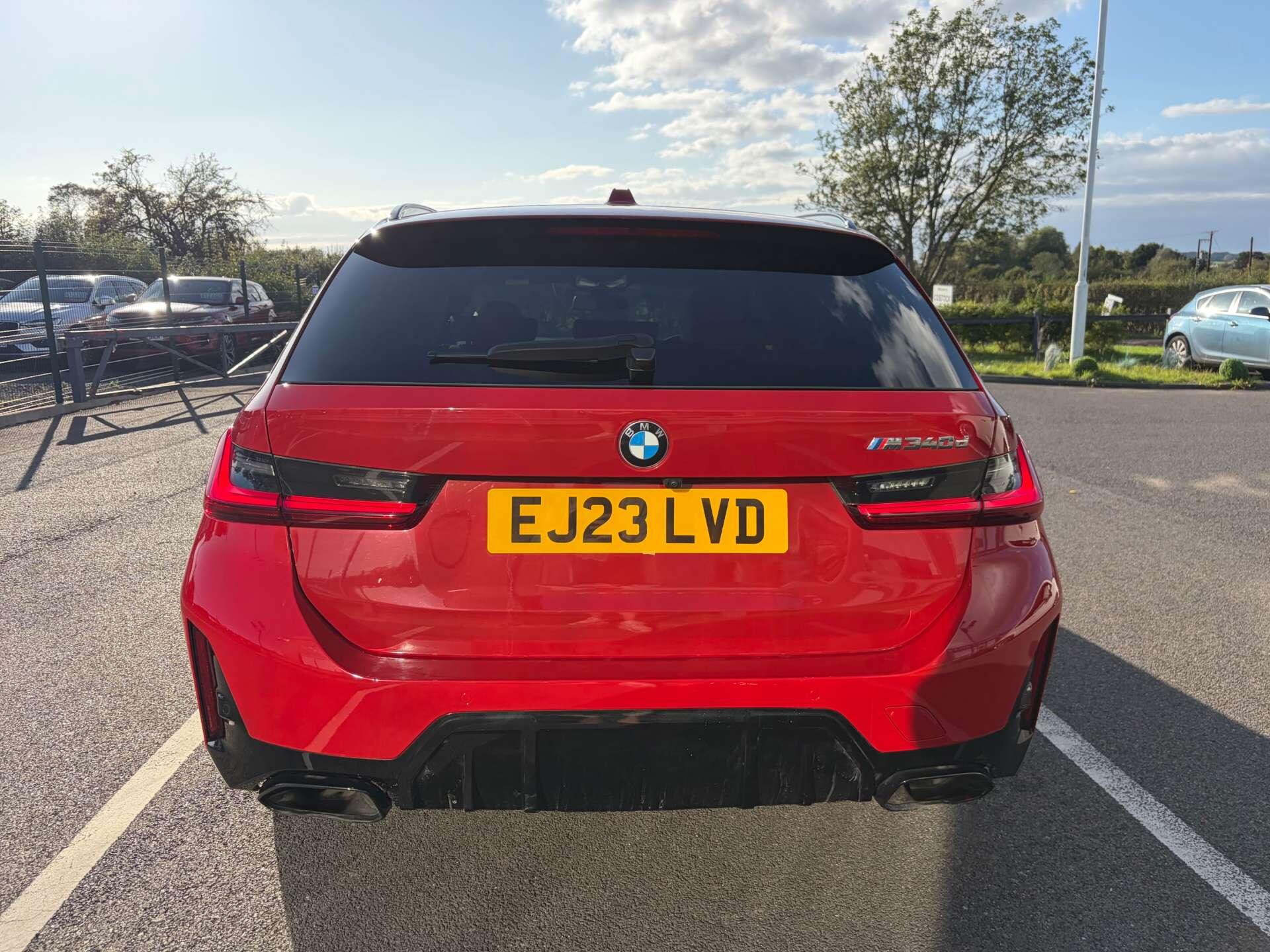 BMW 3 Series view 7