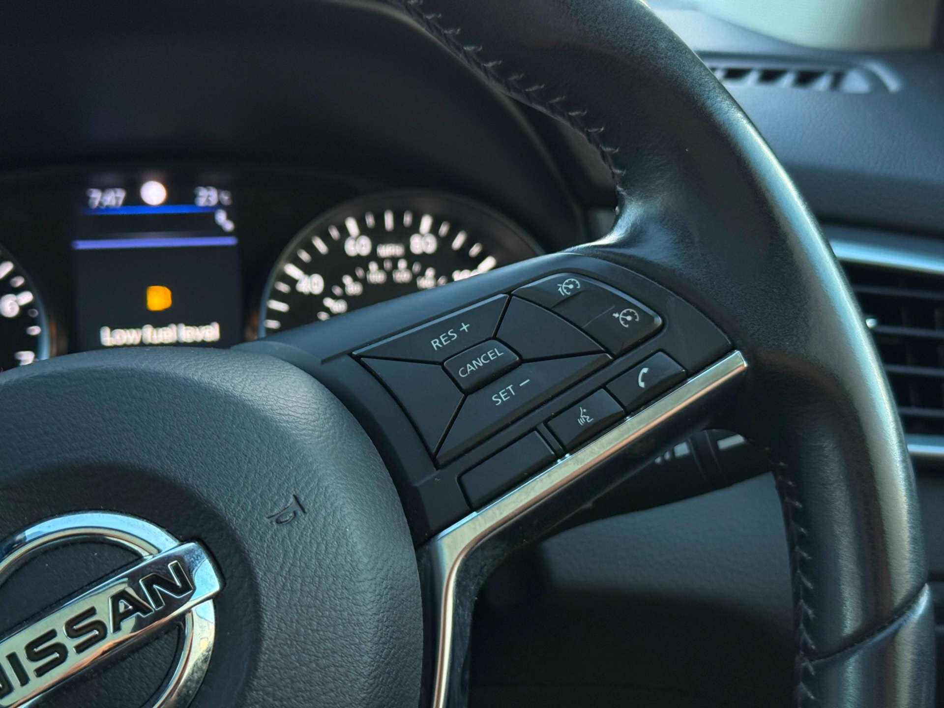 Nissan Qashqai view 50