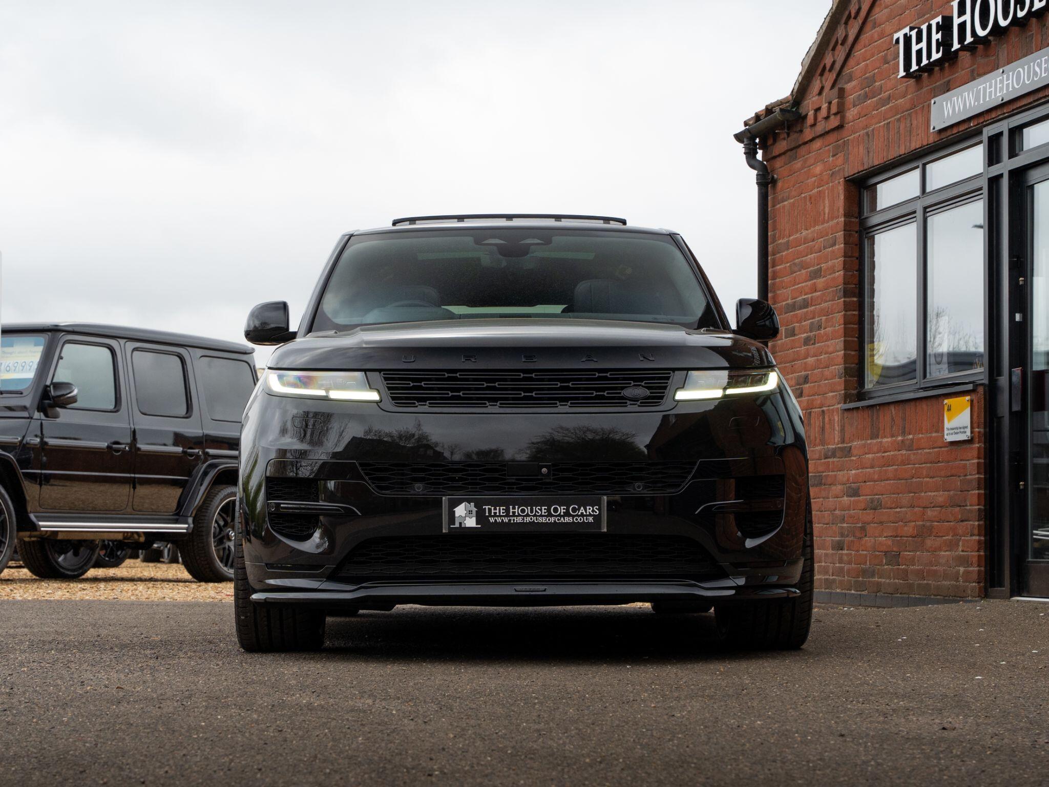 Land Rover Range Rover Sport view 2
