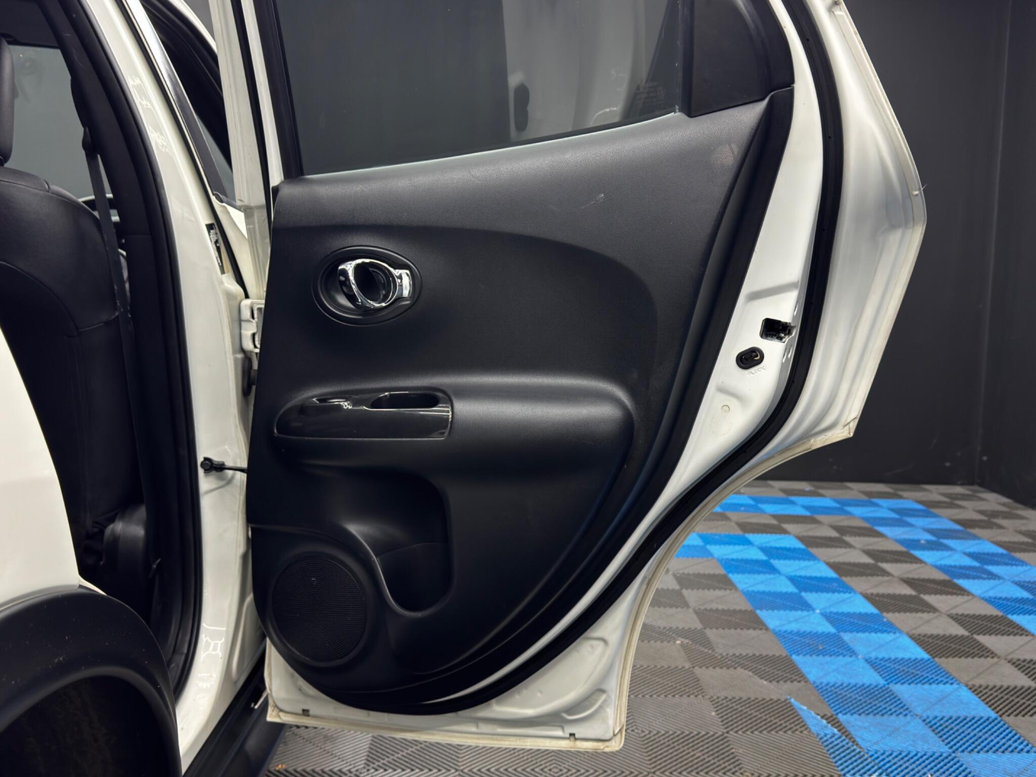 Nissan Juke view 38