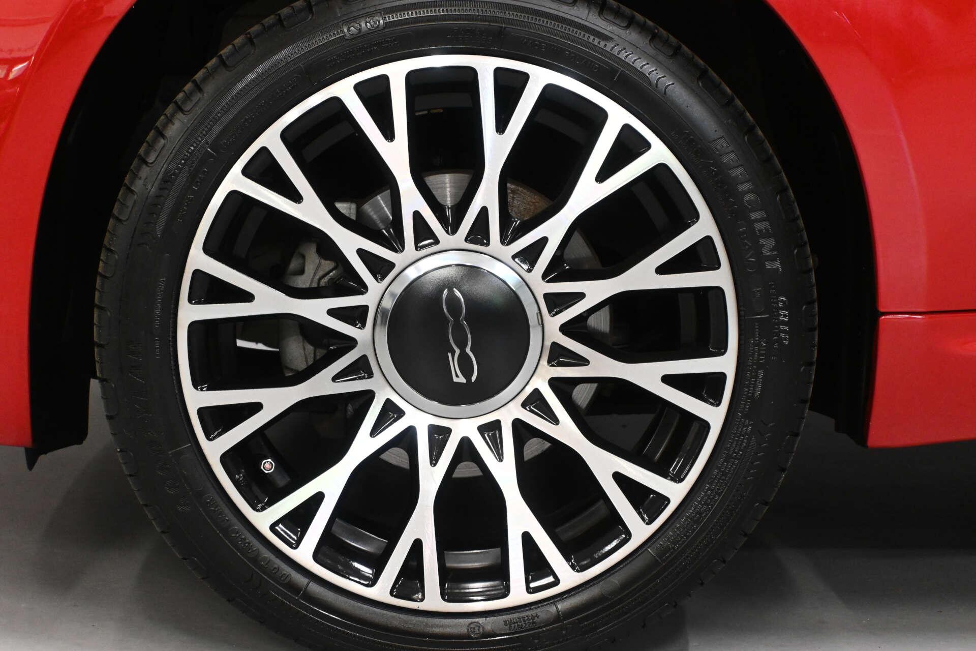 Fiat 500 view 41