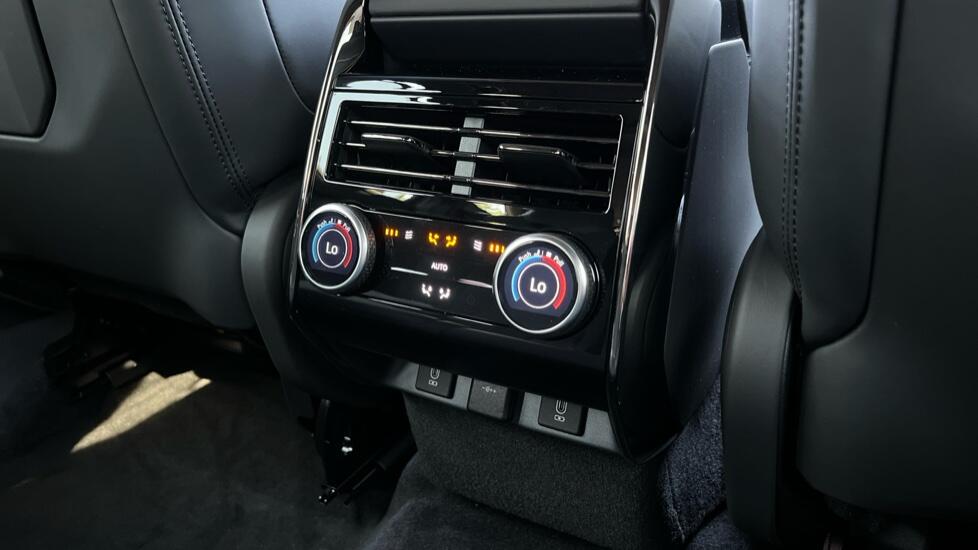 Land Rover Range Rover Sport view 18