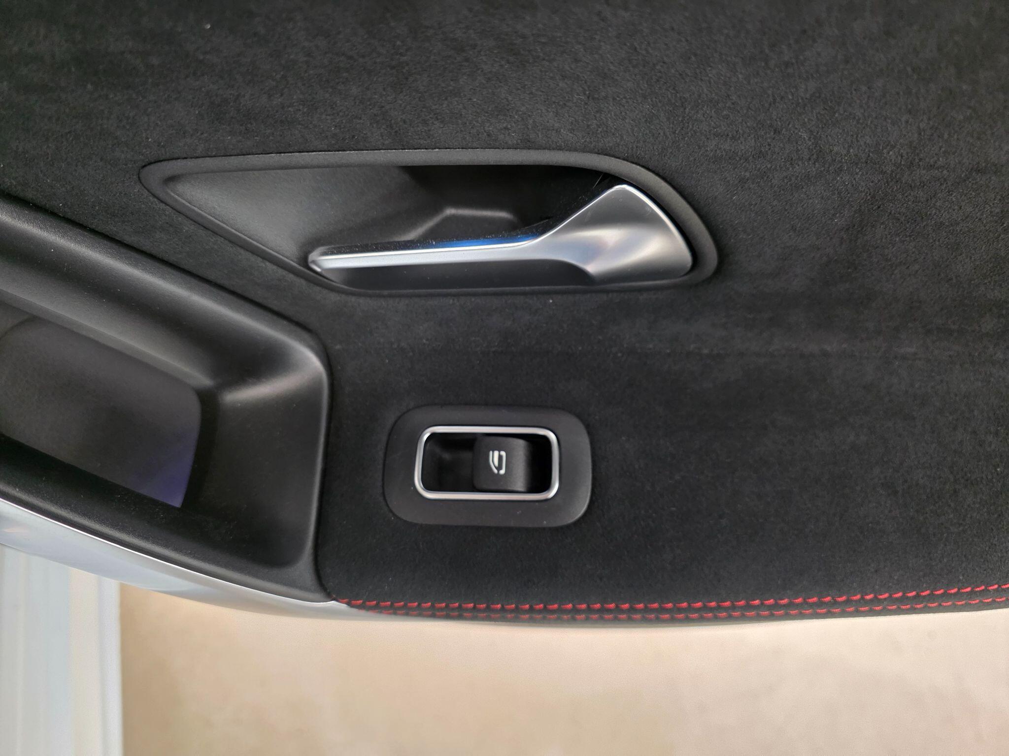 Mercedes-Benz A-Class view 26