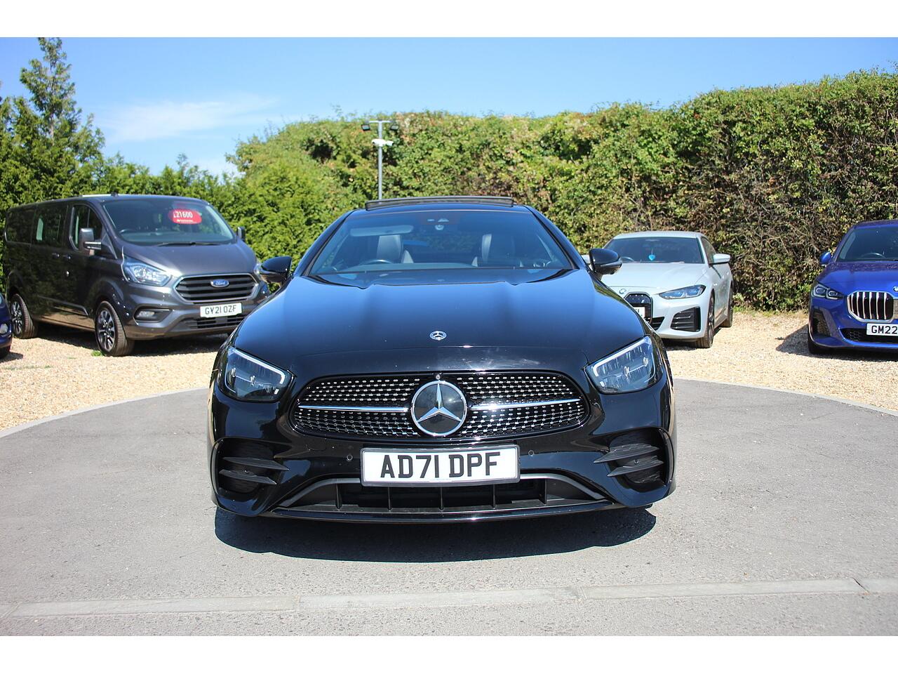 Mercedes-Benz E Class view 3